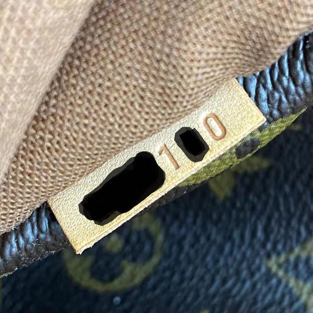 LOUIS VUITTON MONOGRAM CANVAS TOTALLY MM - Image 15