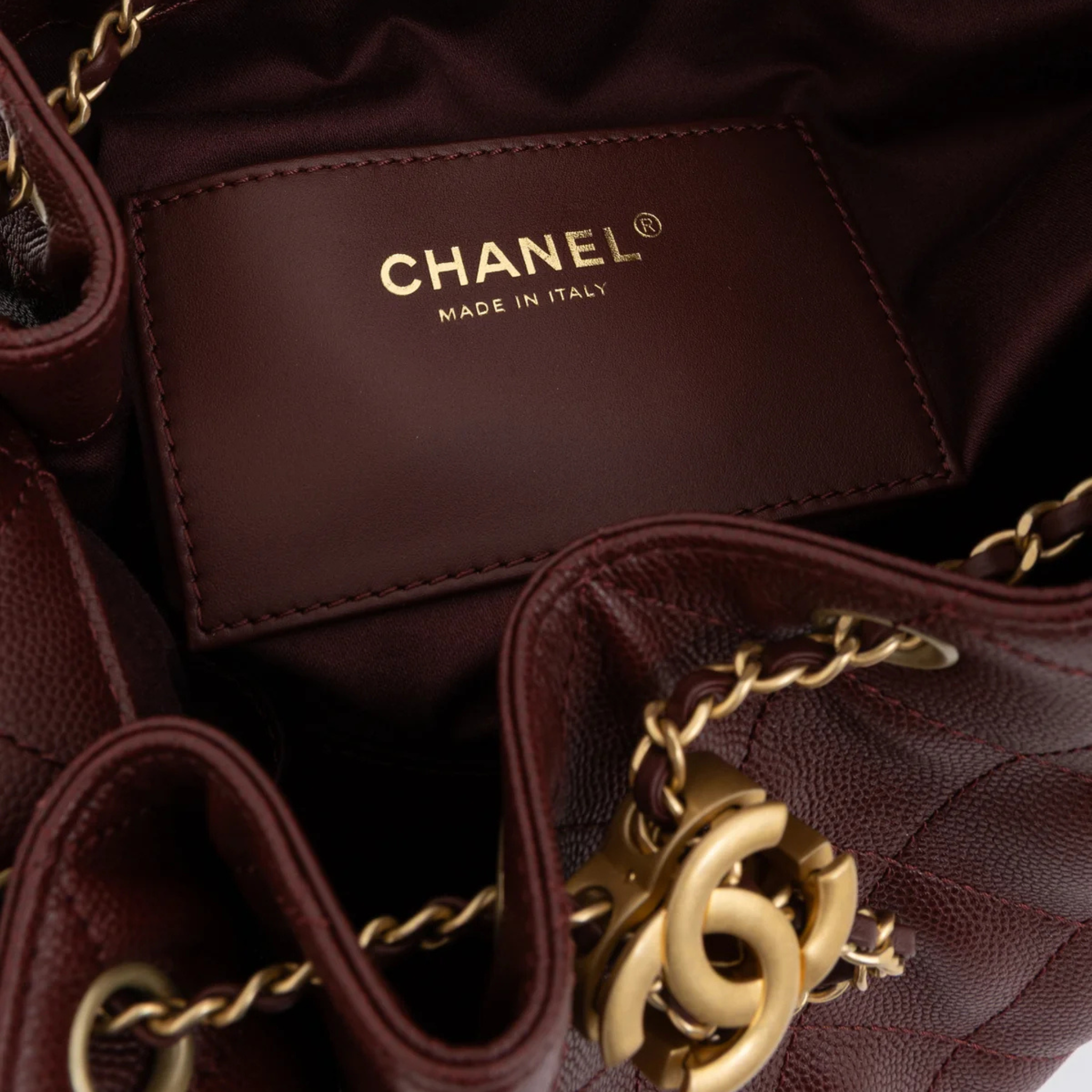 CHANEL 25 BURGUNDY HANDBAG GHW - Image 5