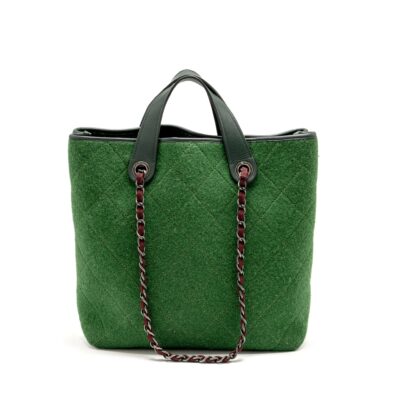 Alternative view of CHANEL MEDIUM QUILTED POP TOTE BAG FELT / LEATHER GREEN RUTHENIUM HARDWARE