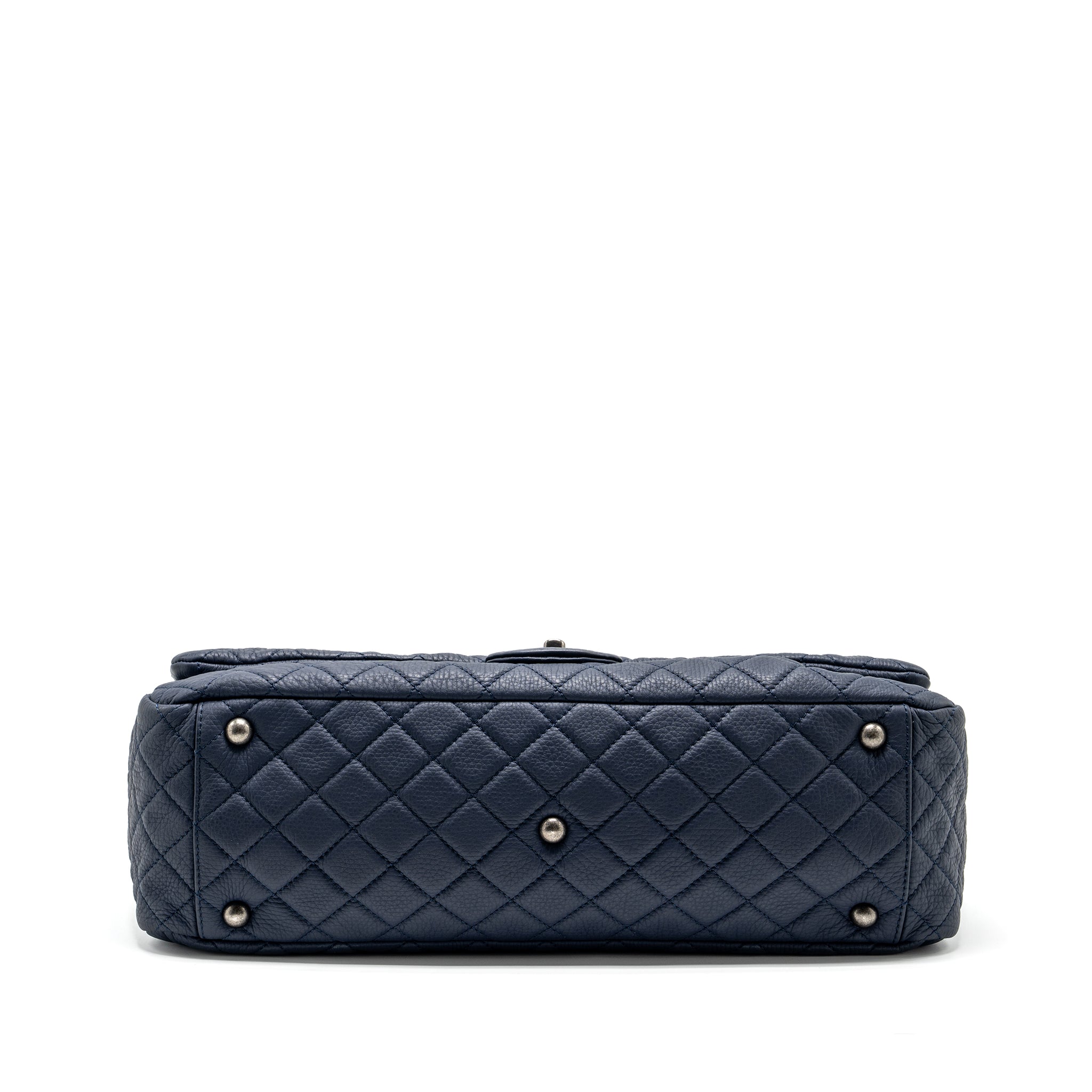 CHANEL XXL AIRLINE CLASSIC FLAP BAG GRAINED CALFSKIN DARK BLUE RUTHENIUM HARDWARE - Image 3