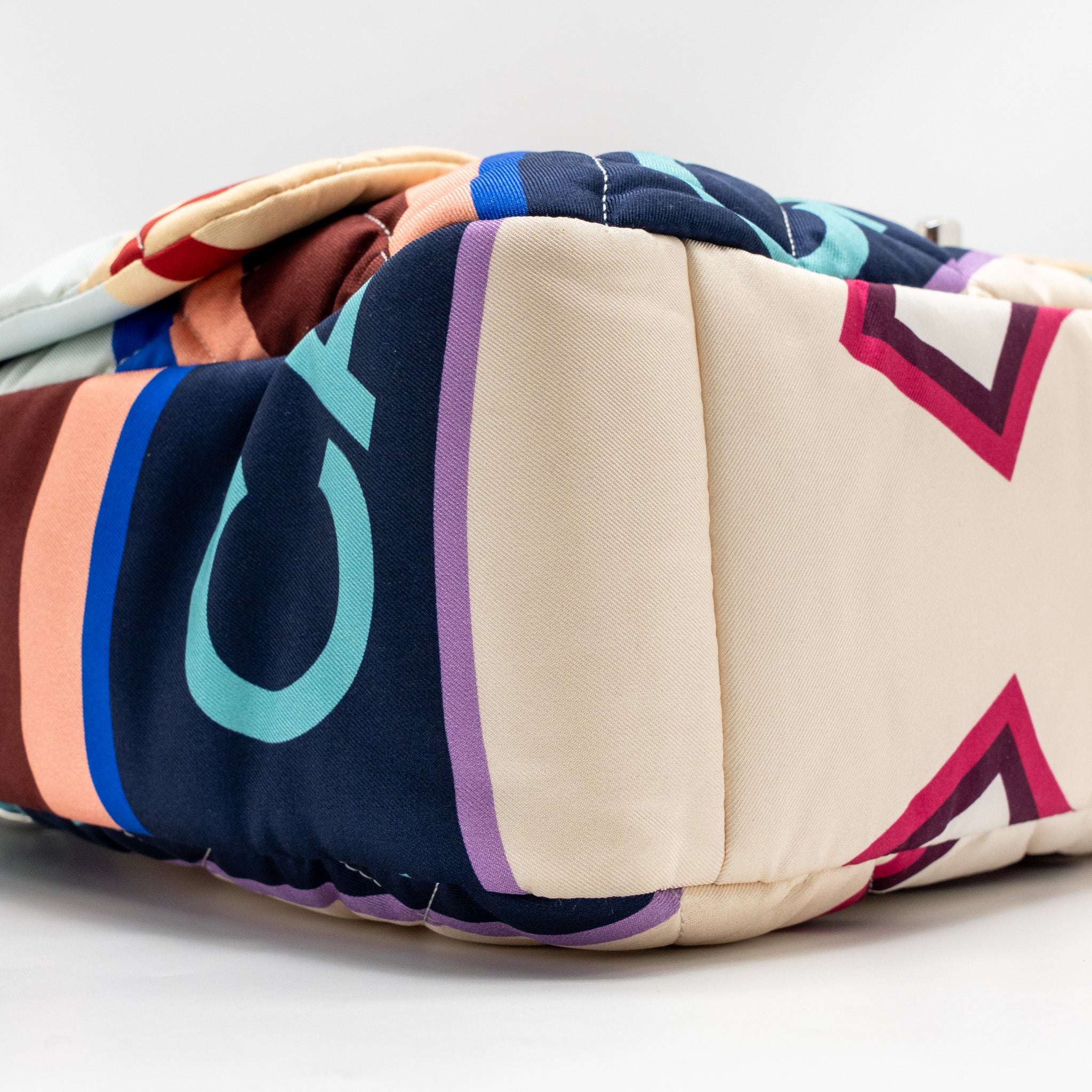 CHANEL LARGE QUILTED SINGLE FLAP BAG FABRIC MULTICOLOUR SHW - Image 6