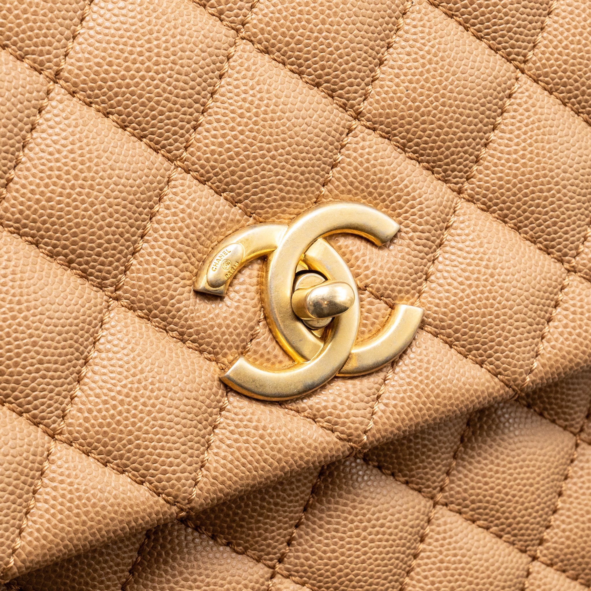 CHANEL LARGE COCO HANDLE WITH LIZARD HANDLE CAVIAR BEIGE GHW - Image 13