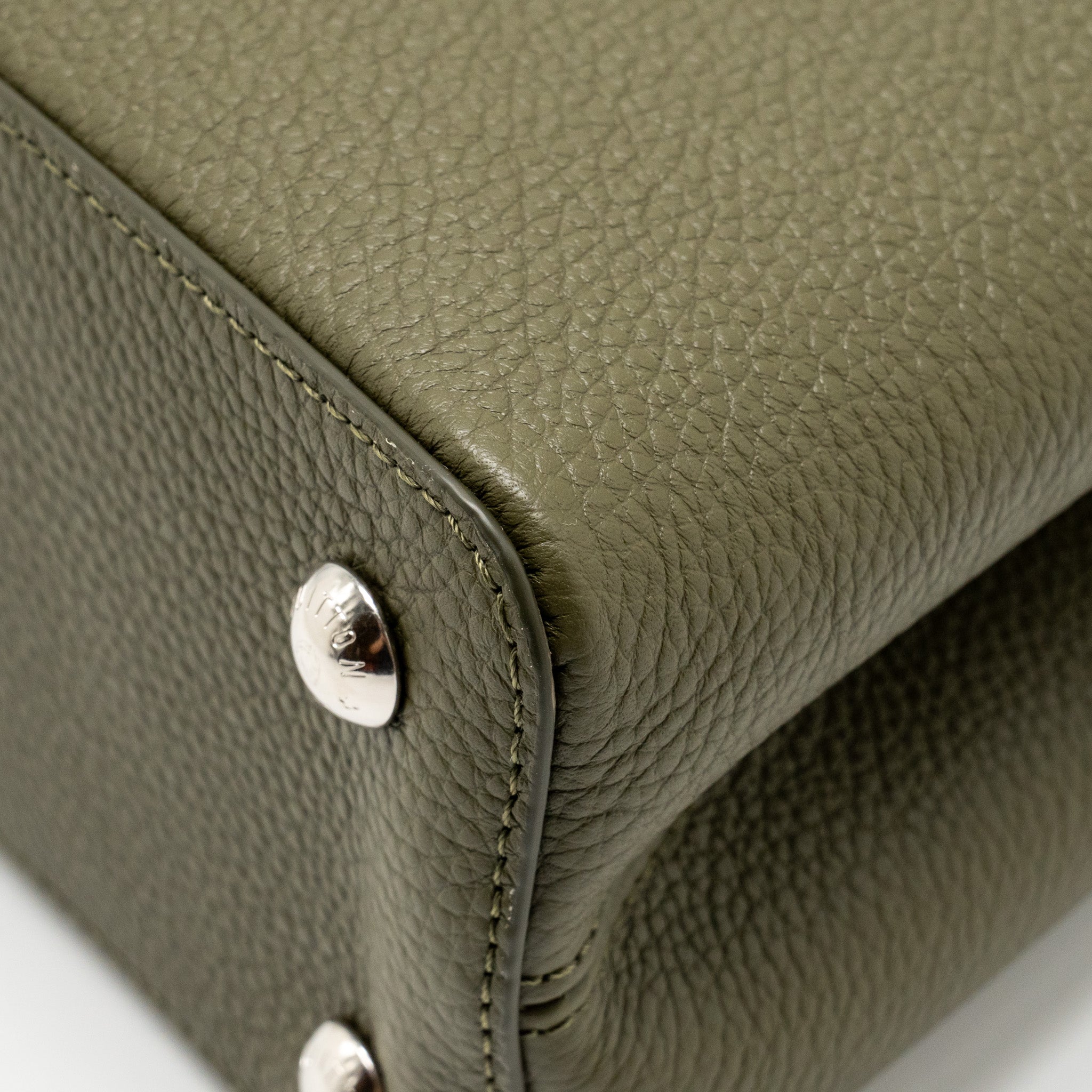 LOUIS VUITTON CAPUCINES MM CALFSKIN / PYTHON HANDLE MULTICOLOR OLIVE GREEEN / NATURAL SHW - Image 8