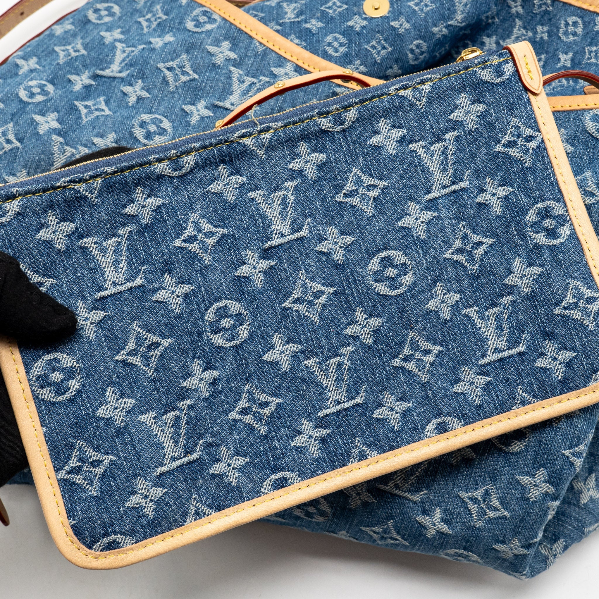 LOUIS VUITTON CARRYALL MM MONOGRAM DENIM BLUE GHW - Image 12