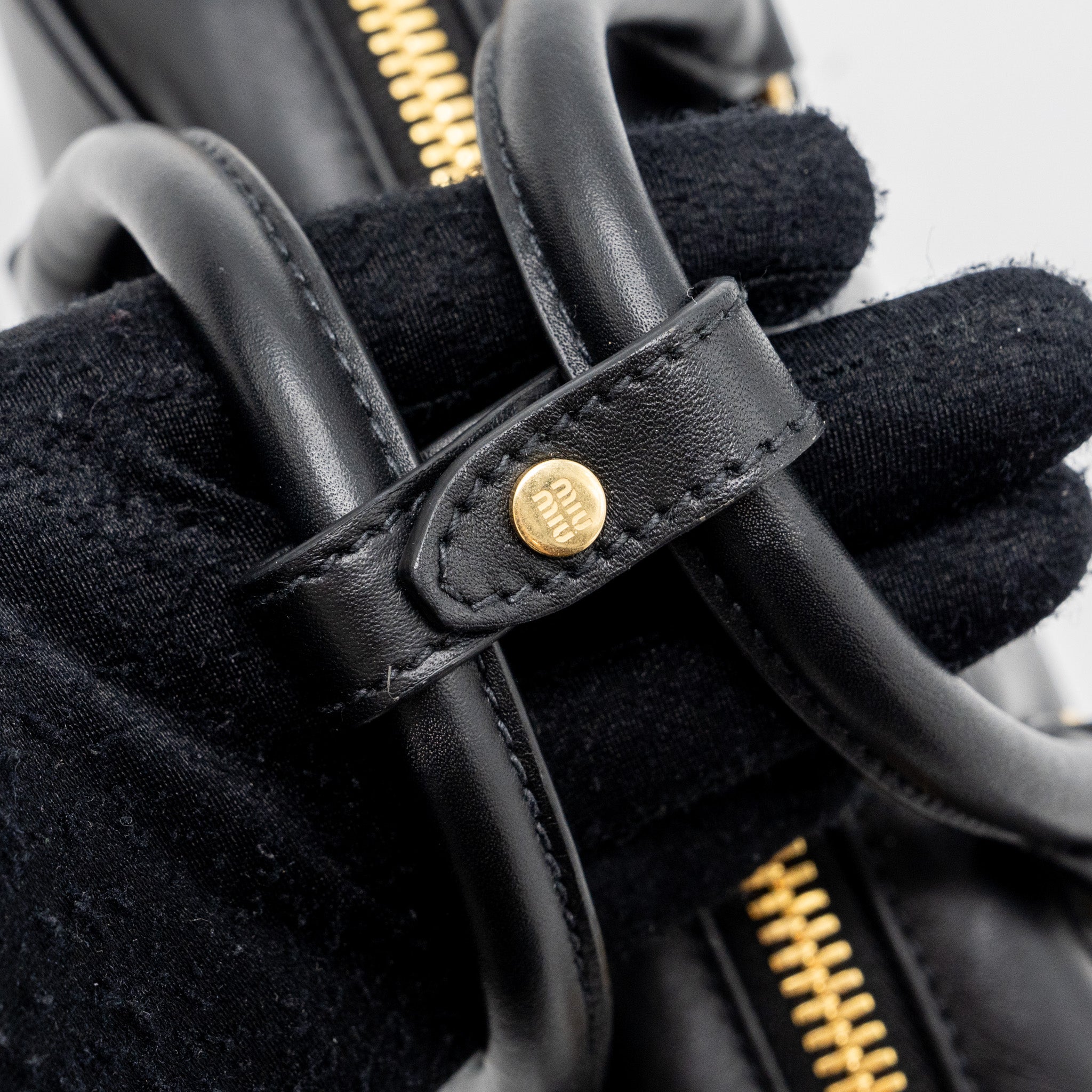 MIUMIU ARCADIE TOP HANDLE BAG BLACK GHW - Image 9