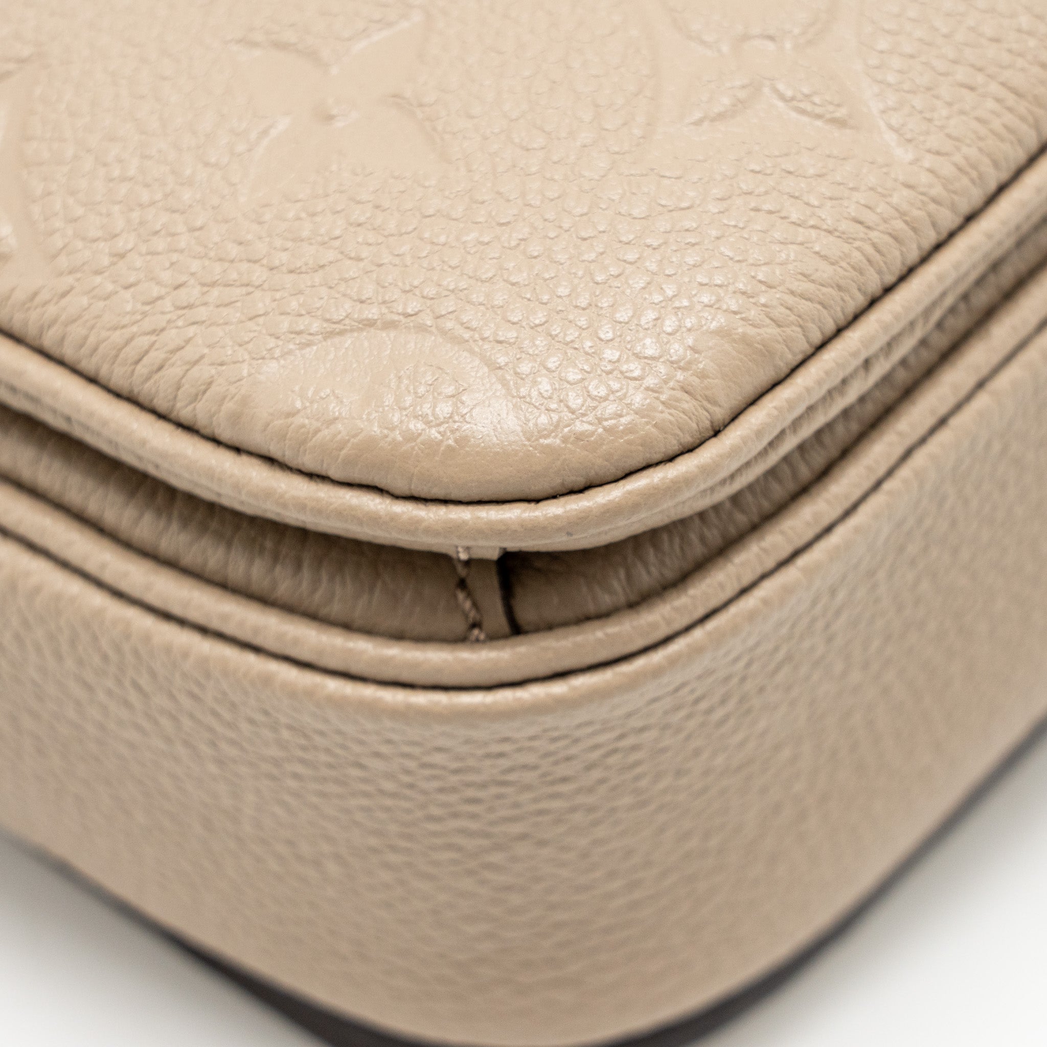 LOUIS VUITTON POCHETTE METIS MONOGRAM EMPREINTE TOURTERELLE GHW - Image 9
