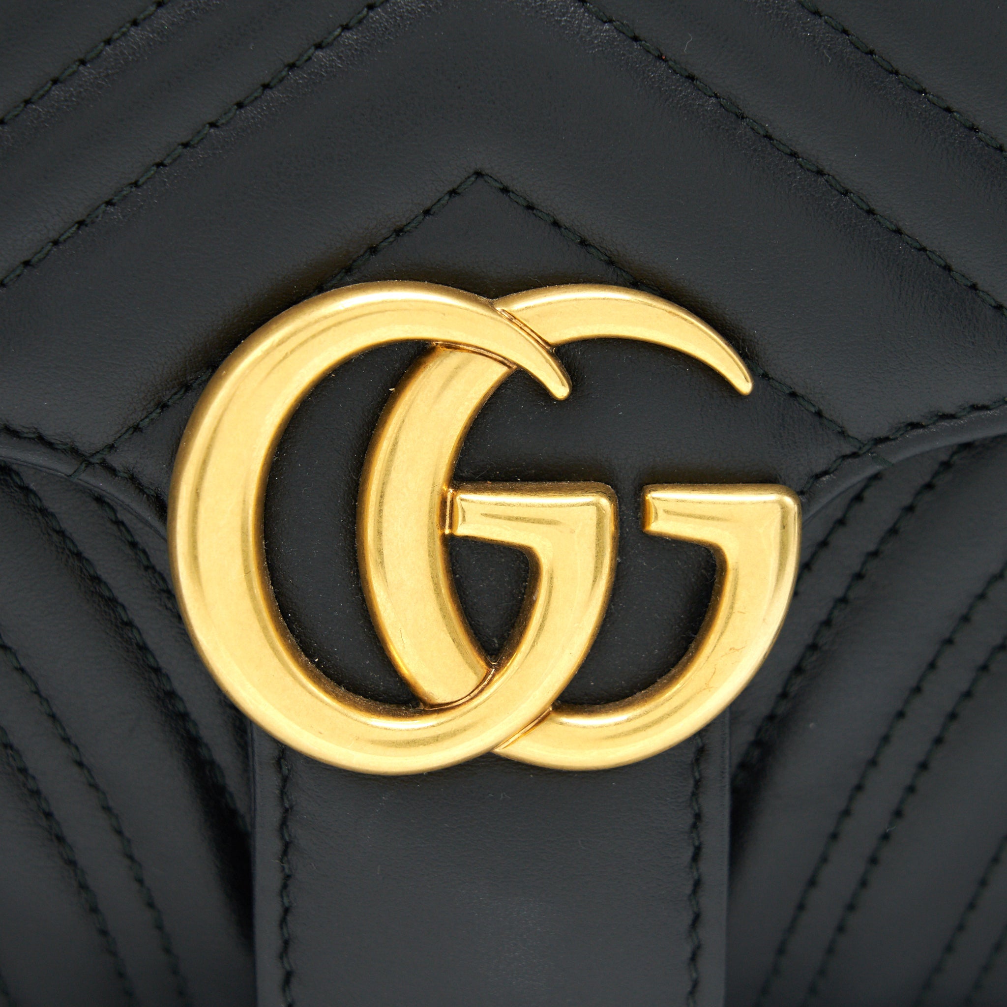 GUCCI GG MARMONT SMALL SHOULDER BAG BLACK - Image 10