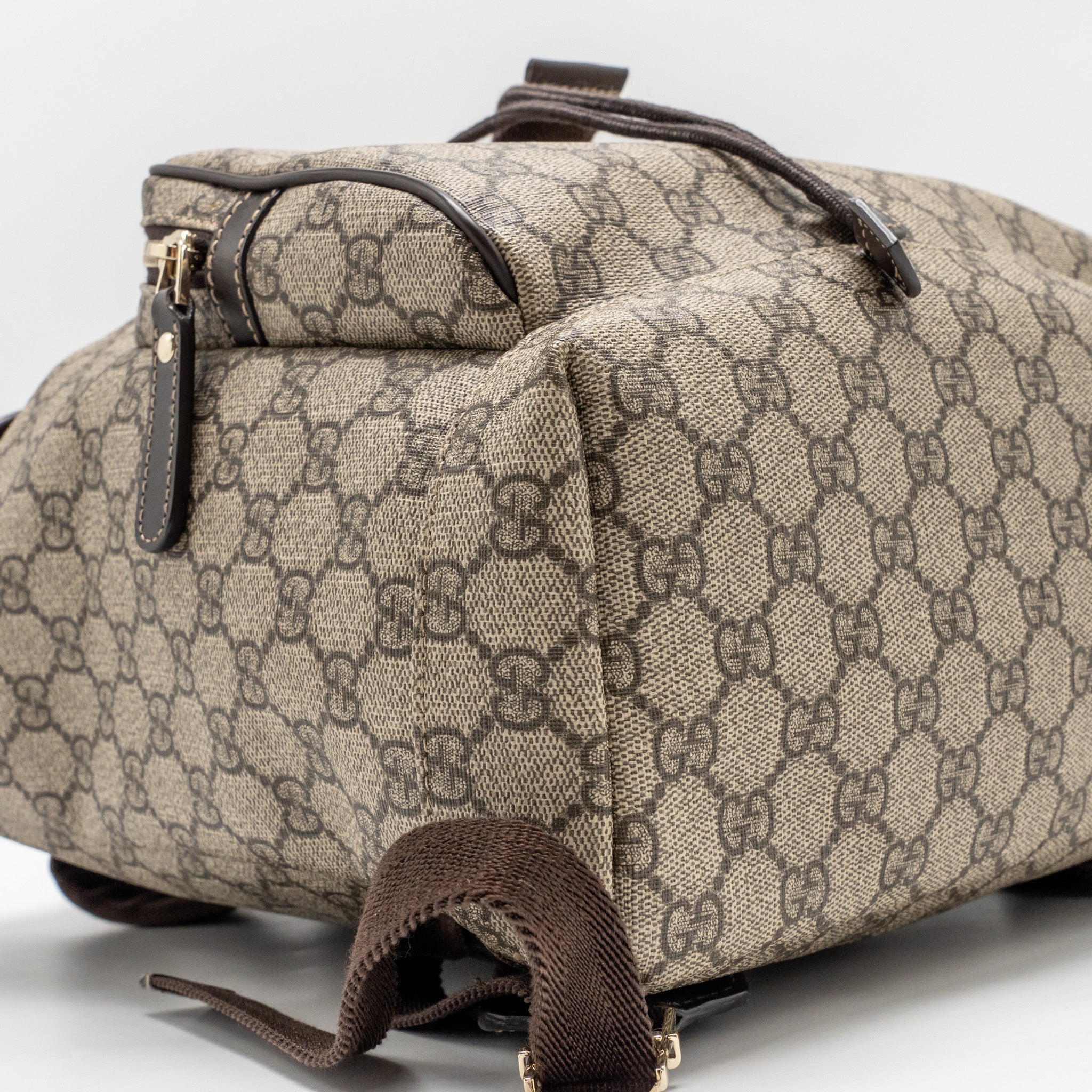 GUCCI SINGLE BUCKLE BACKPACK GG SUPREME CANVAS BROWN SHW - Image 6