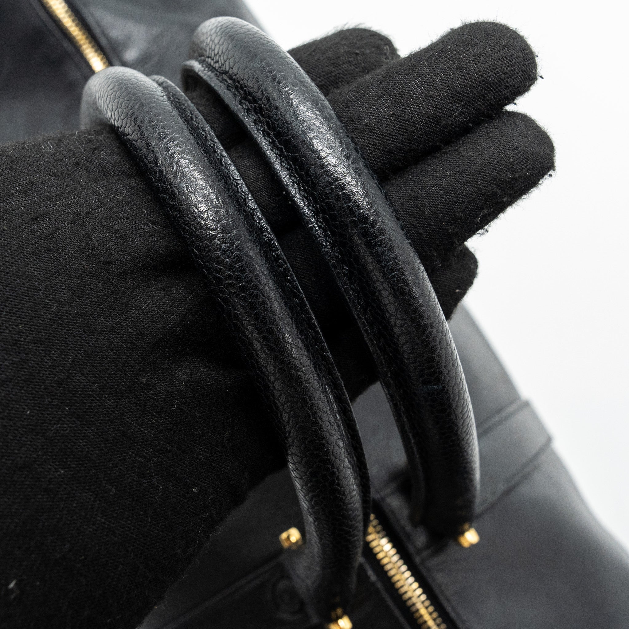 CHANEL VINTAGE TRAVEL BAG CAVIAR BLACK GHW - Image 8