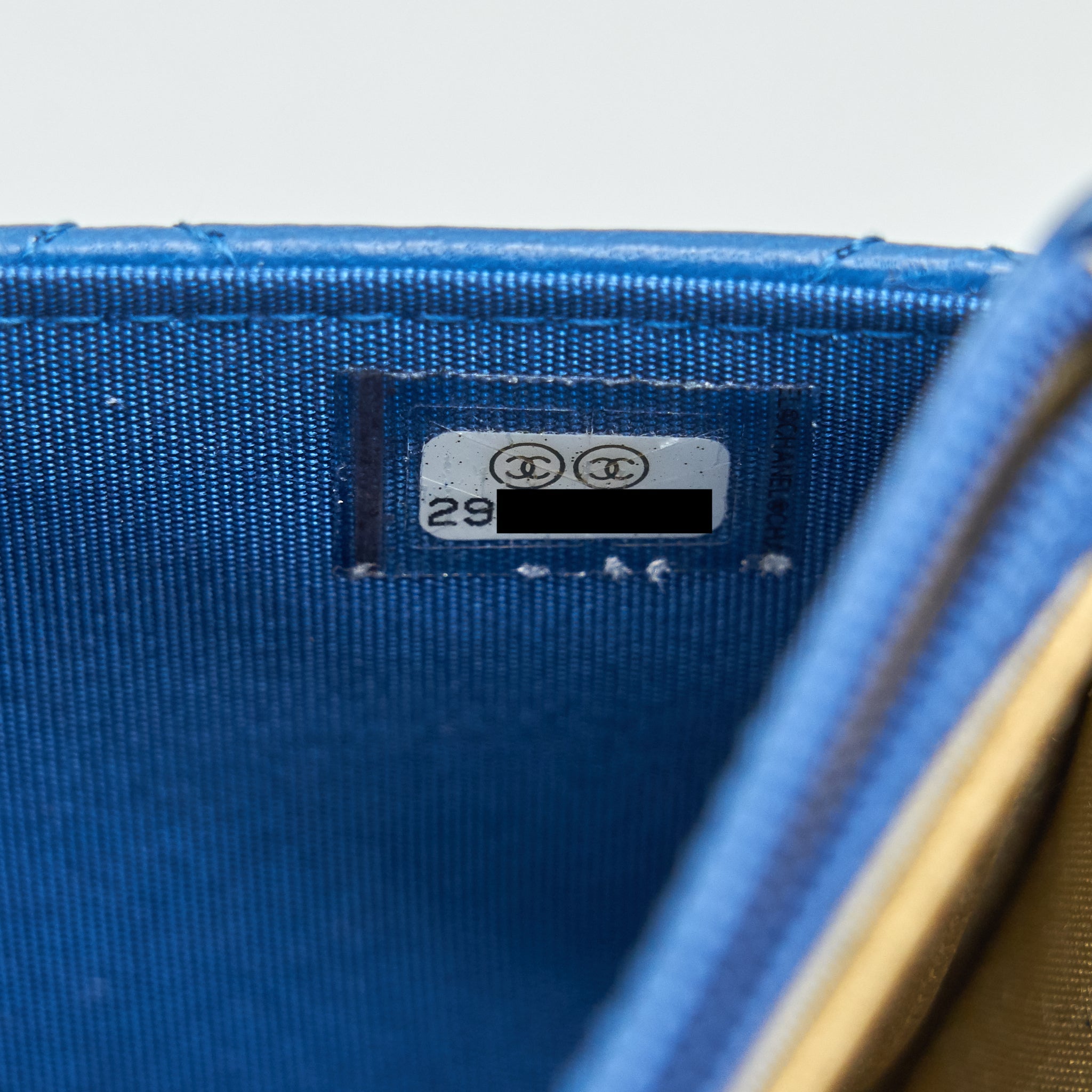 CHANEL LAMBSKIN QUILTED CC PEARL CRUSH WALLET ON CHAIN BLUE WITH GHW - Image 12