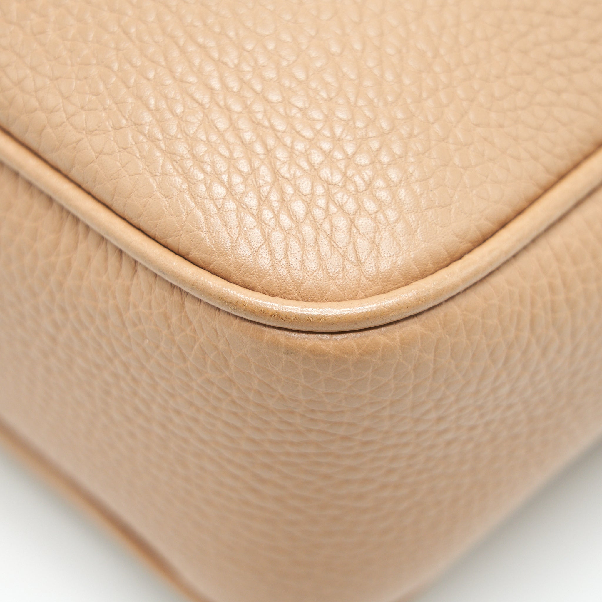 GUCCI SOHO CAMERA BAG BEIGE - Image 9