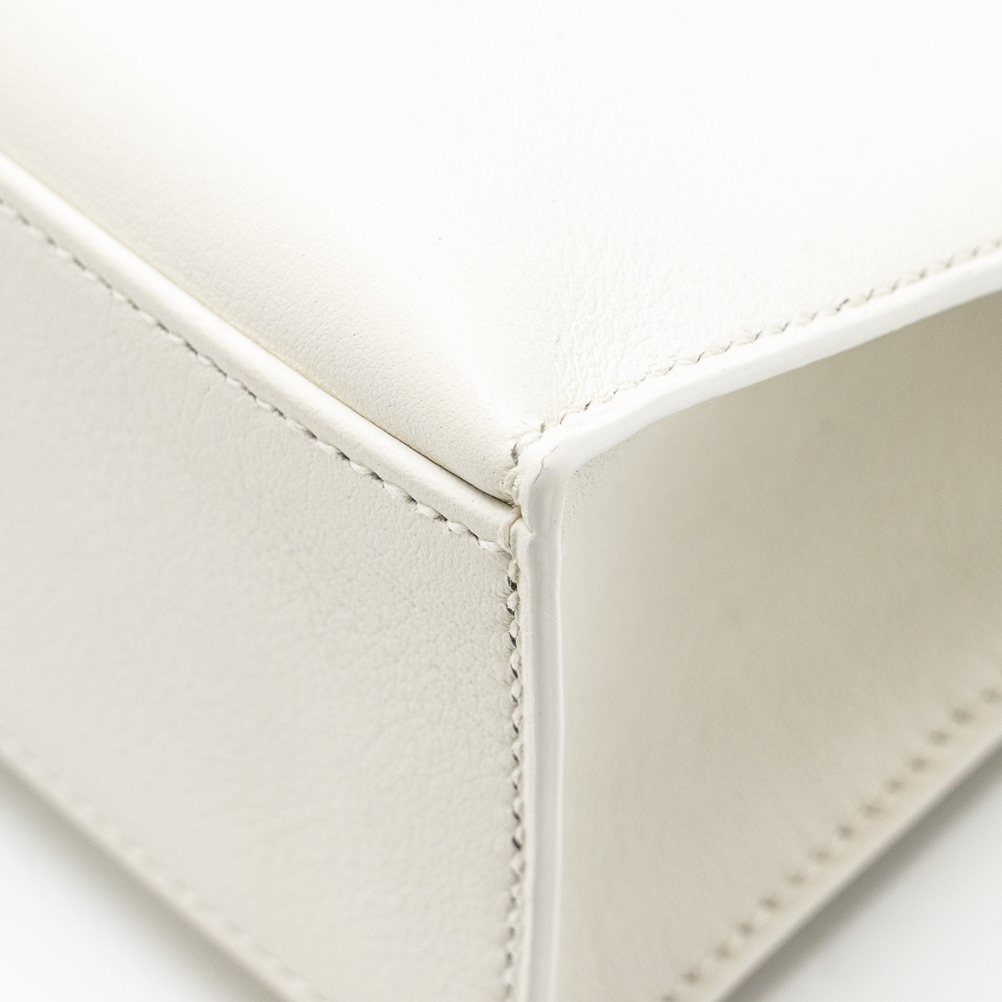 HERMES KELLY POCHETTE SWIFT 01 BLANC GHW - Image 8