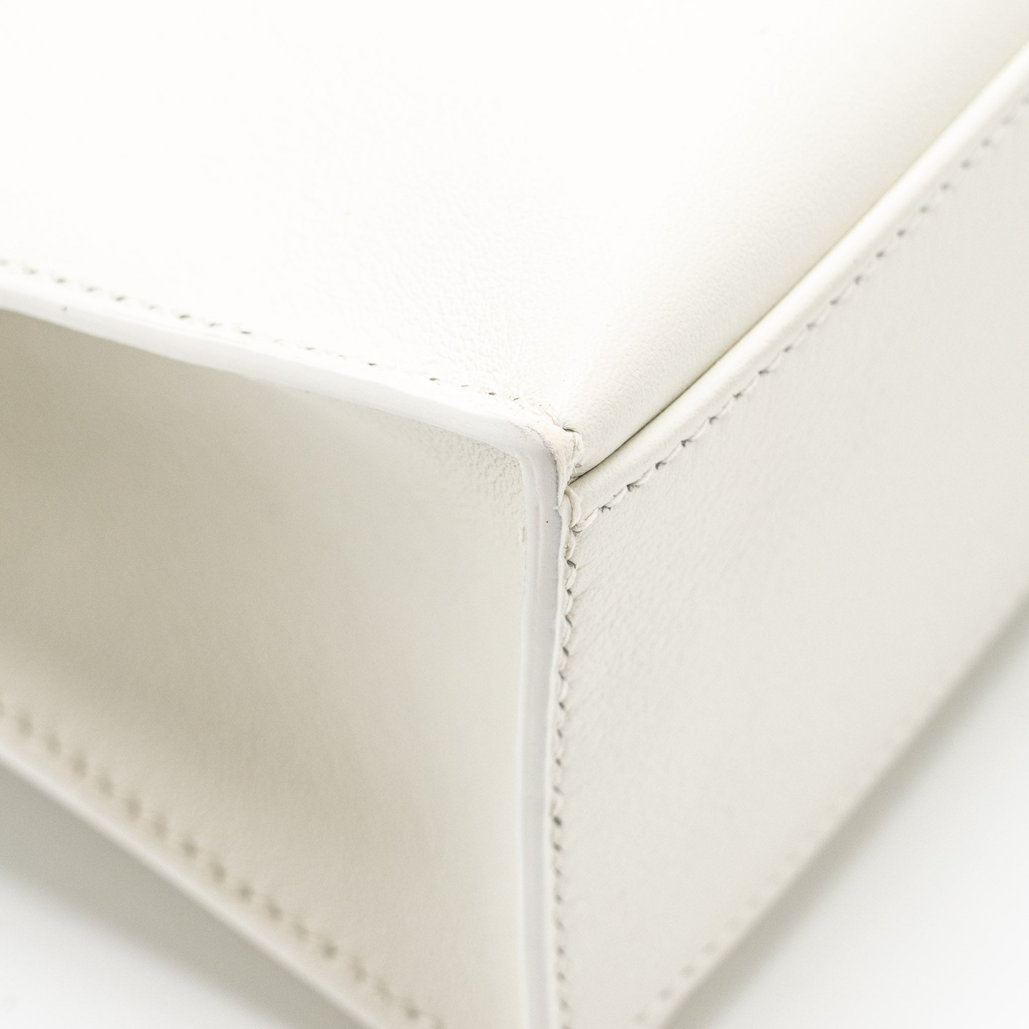 HERMES KELLY POCHETTE SWIFT 01 BLANC GHW - Image 11