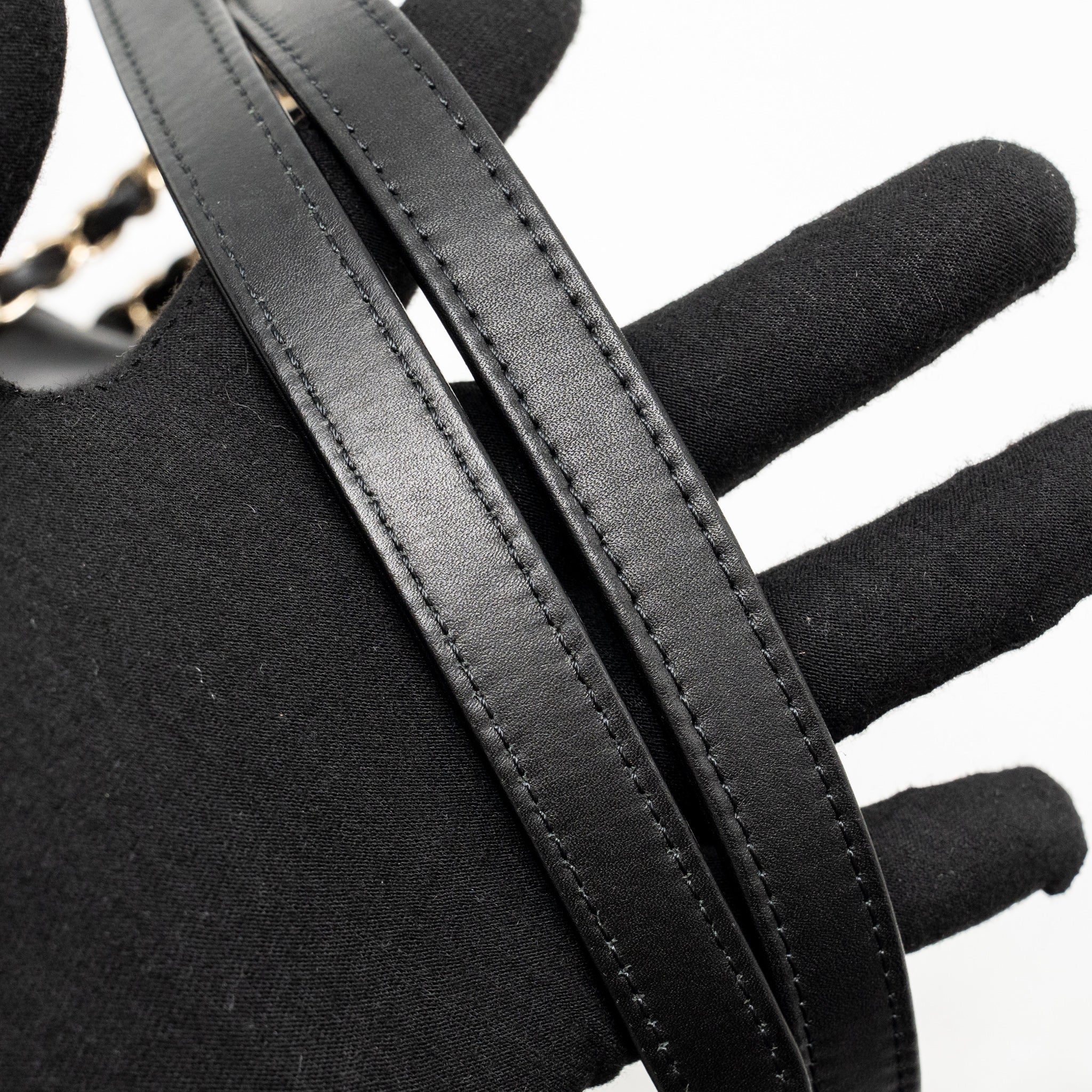 CHANEL DEAUVILLE TOTE BAG CANVAS/CALFSKIN BLACK LGHW (MICROCHIP) - Image 18