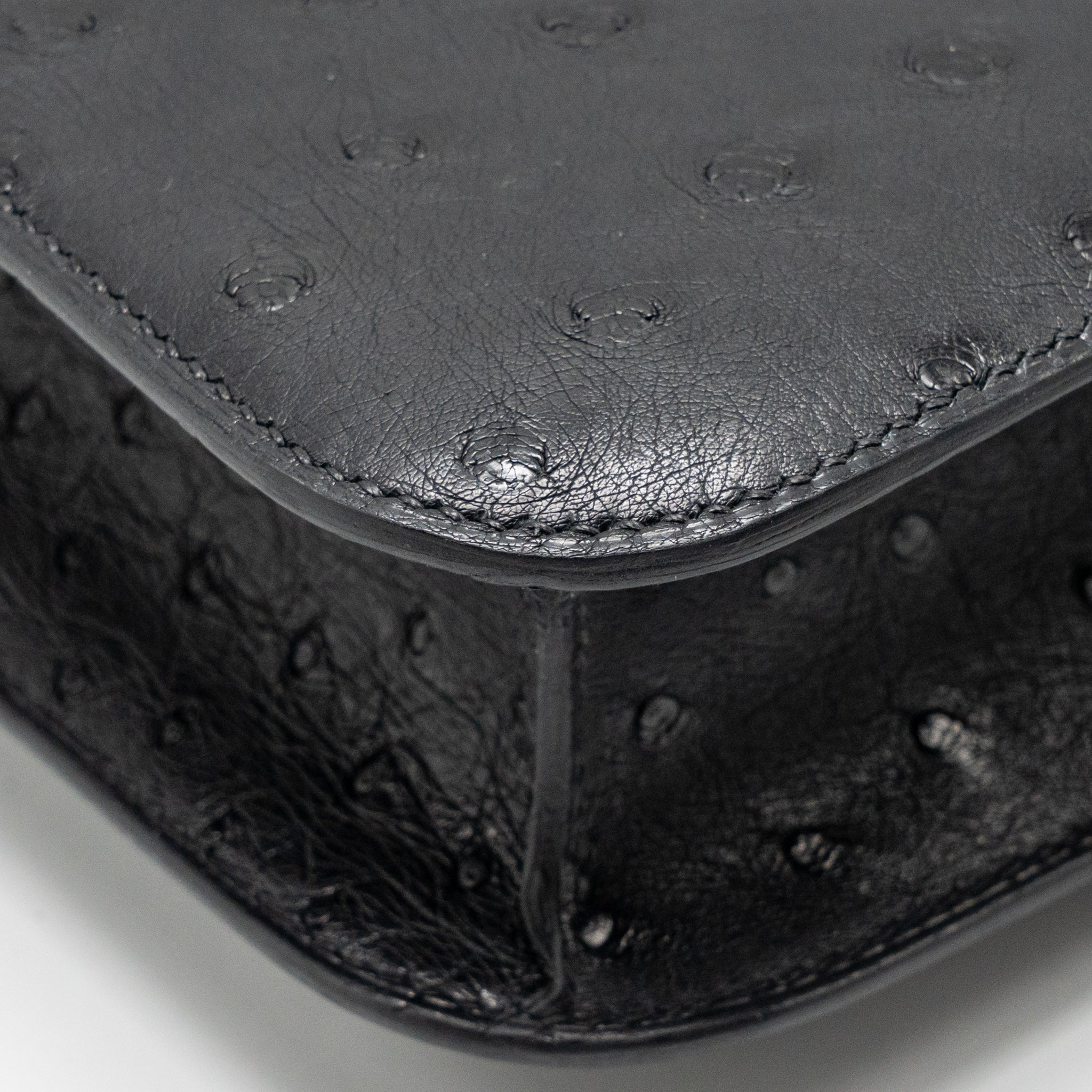 HERMES CONSTANCE 24 OSTRICH BLACK SHW - Image 12