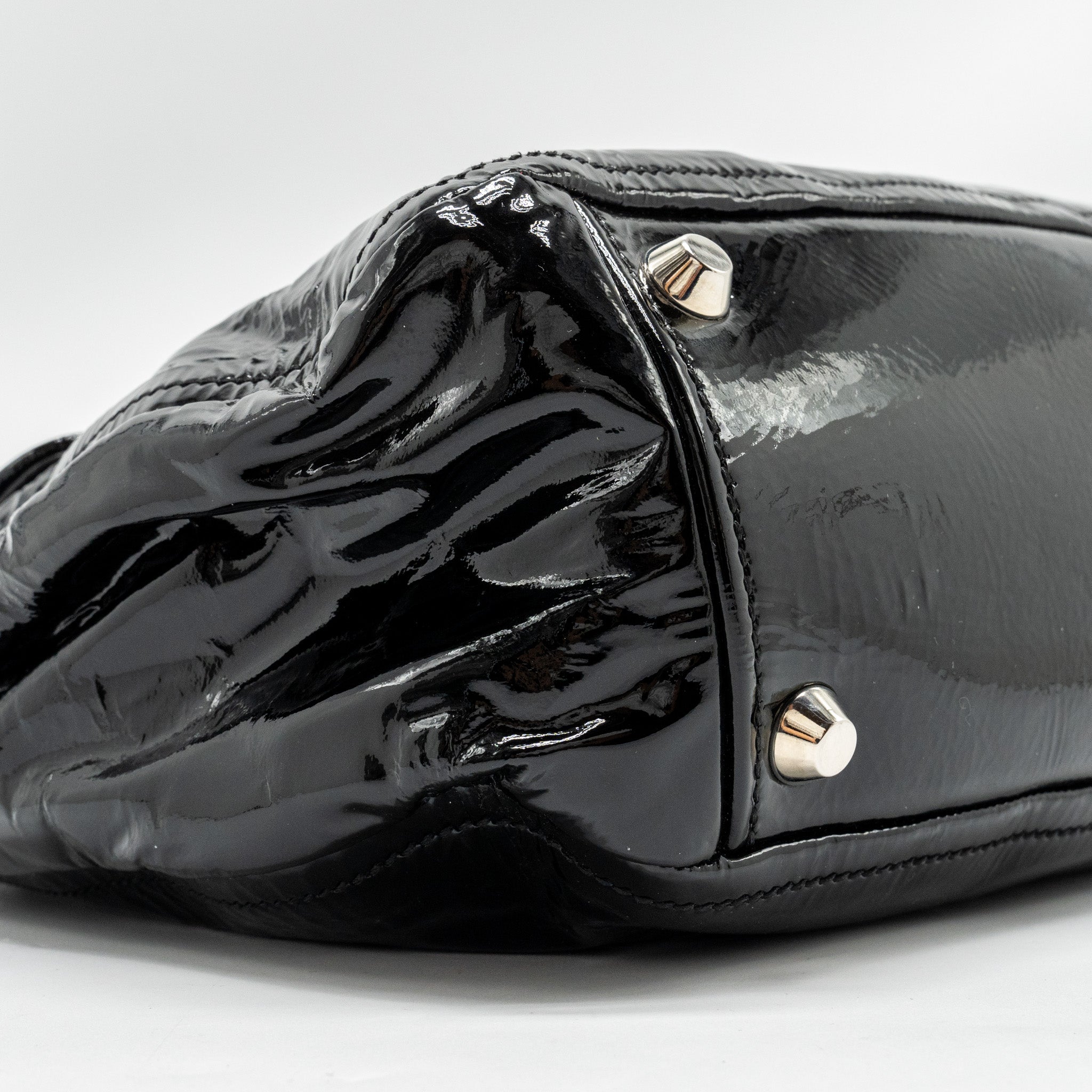 MIU MIU TURNLOCK TOTE BAG PATENT BLACK SHW - Image 6