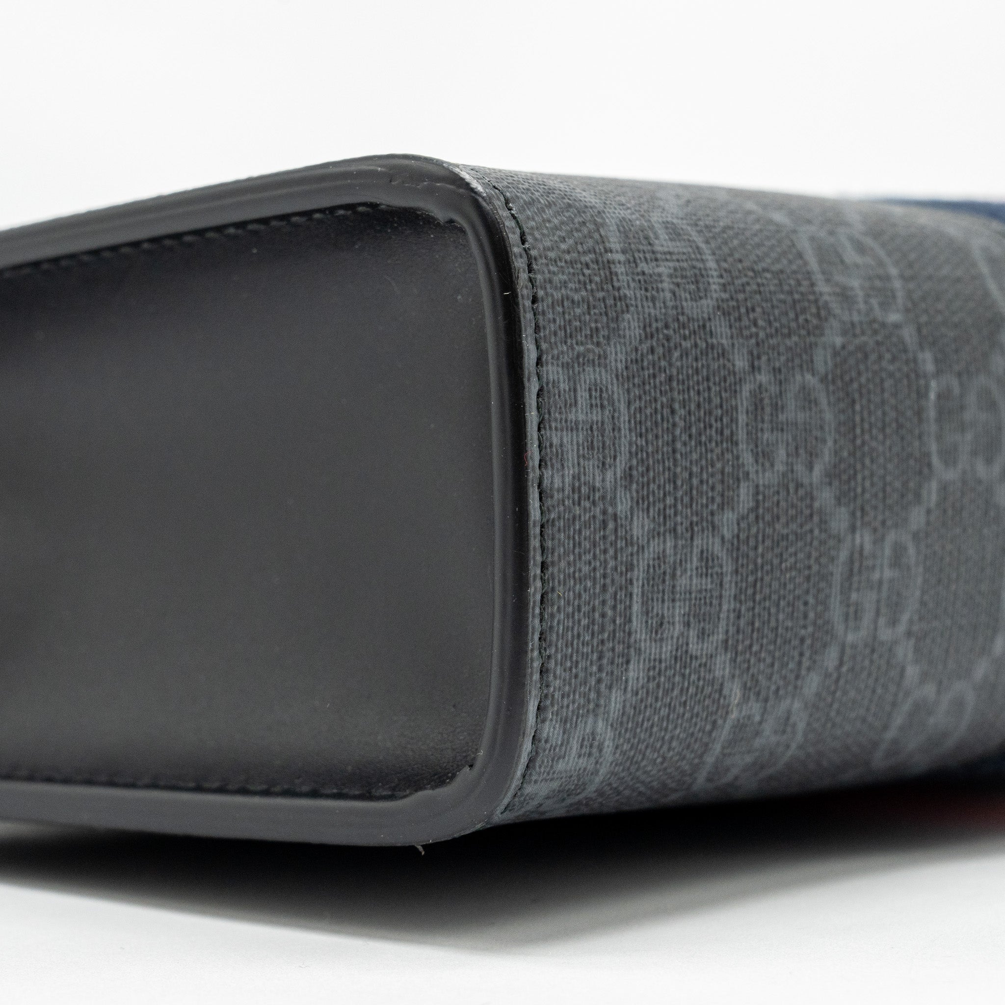 GUCCI GG SUPREME CANVAS / LEATHER ZIP CLUTCH BLACK/ MULTICOLOUR SHW - Image 6