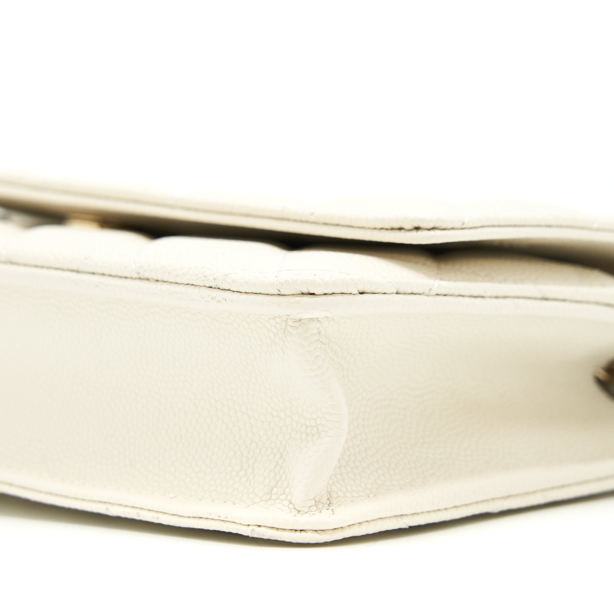 CHANEL CLASSIC WALLET ON CHAIN CAVIAR WHITE LGHW (MICROCHIP) - Image 7