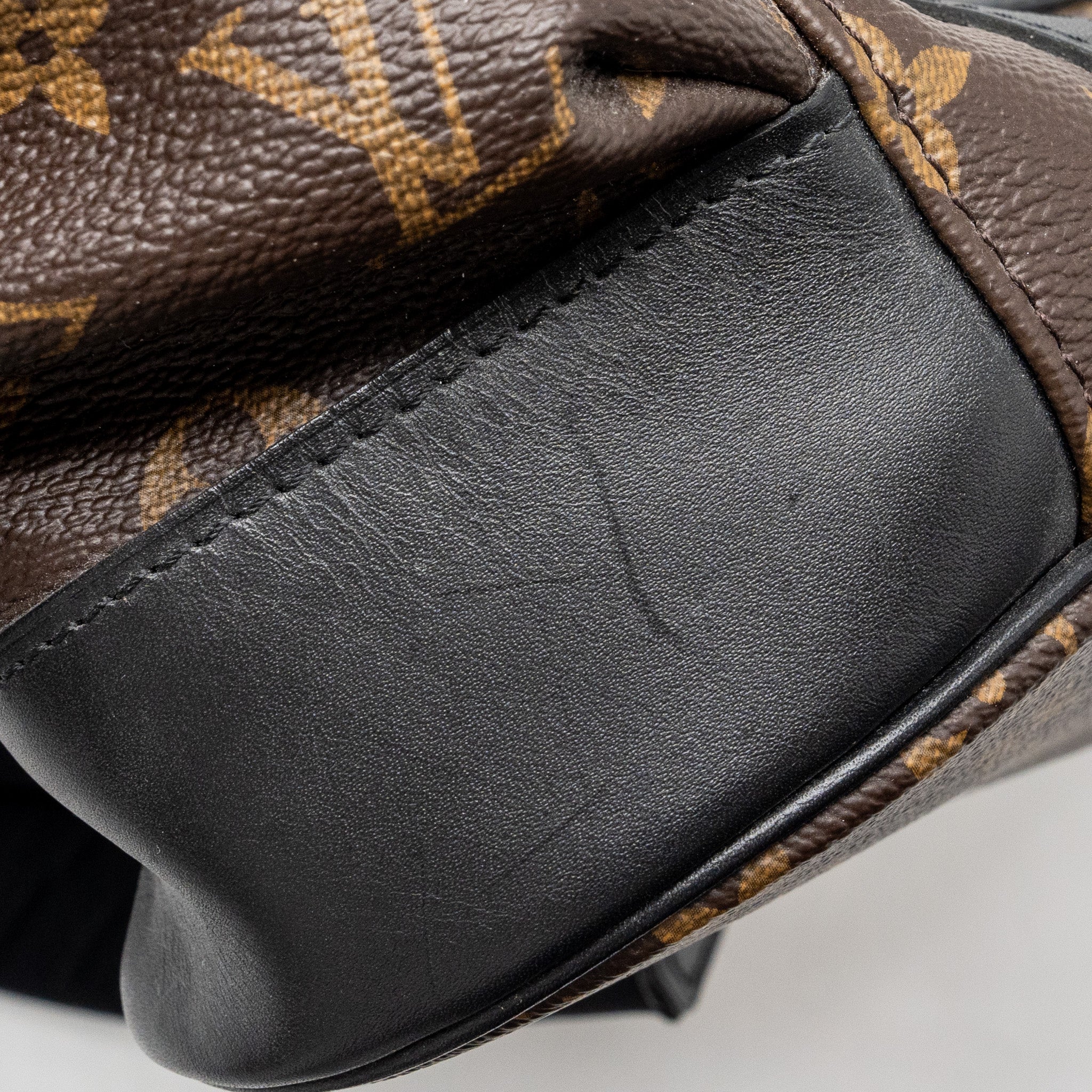 LOUIS VUITTON CHRISTOPHER BACKPACK MONOGRAM CANVAS/LEATHER SHW - Image 17