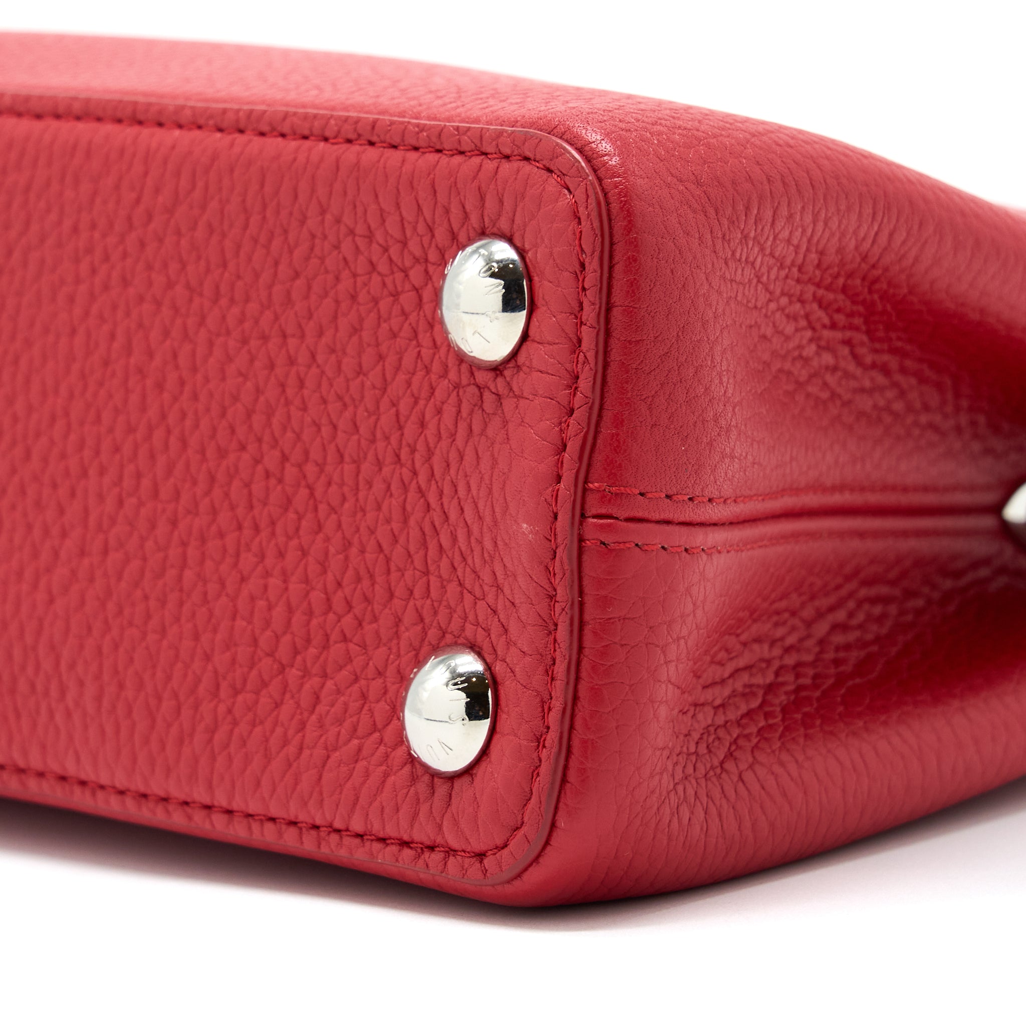 LOUIS VUITTON CAPUCINES BB TAURILLON RED GHW - Image 8