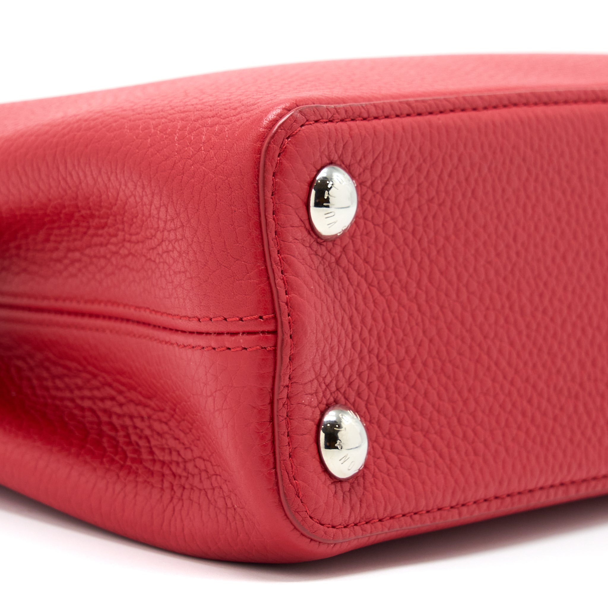 LOUIS VUITTON CAPUCINES BB TAURILLON RED GHW - Image 9