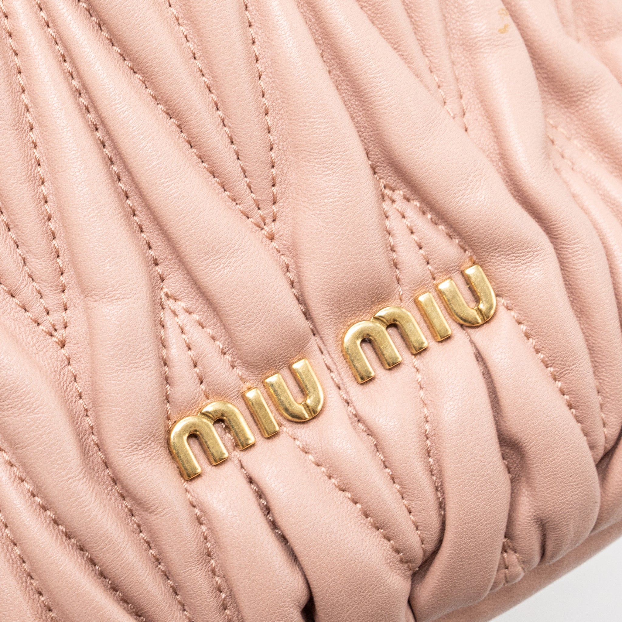 MIUMIU MATELASSE BUCKET BAG NAPPA PINK GHW - Image 10