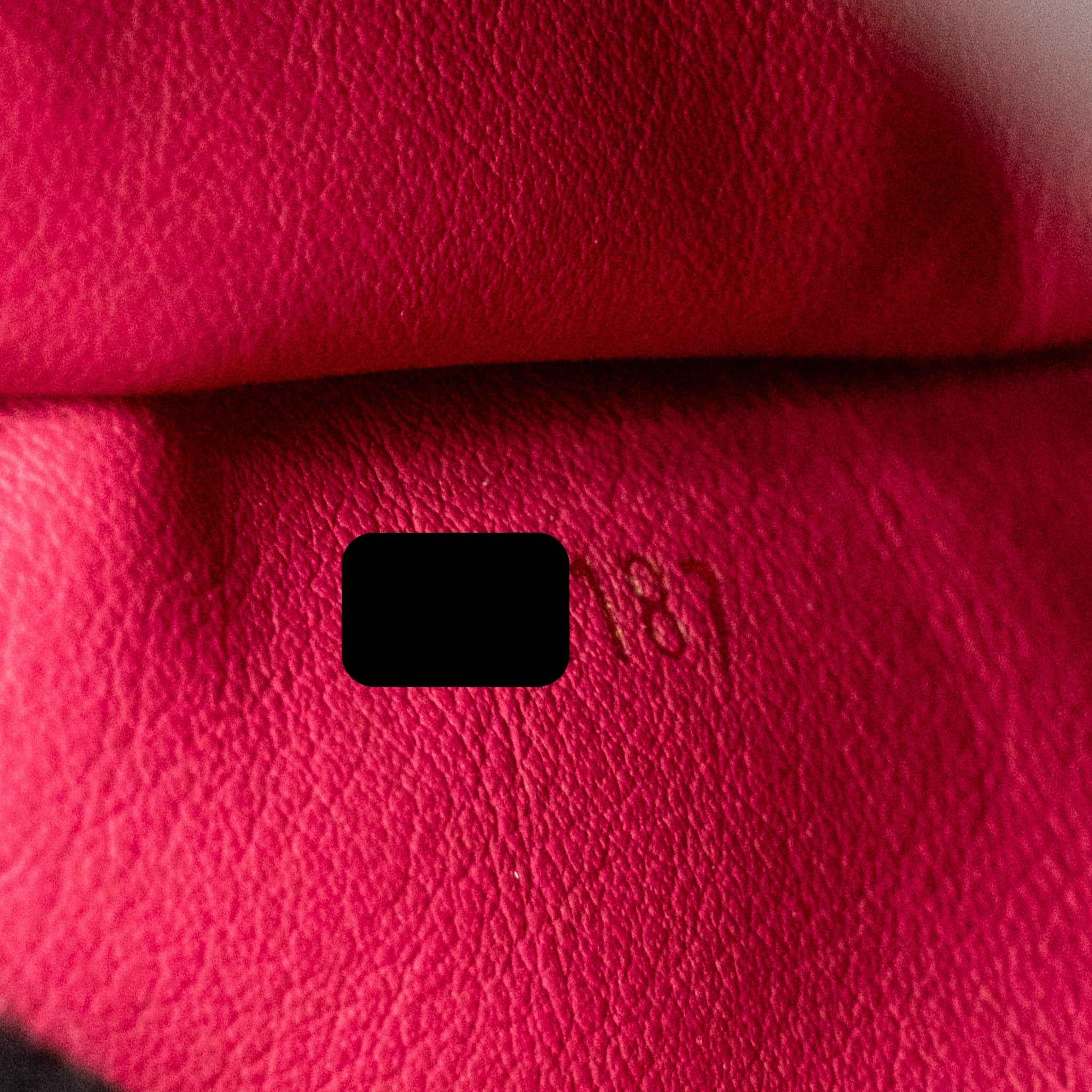 LOUIS VUITTON CAPUCINES BB CALFSKIN BLACK GHW - Image 16
