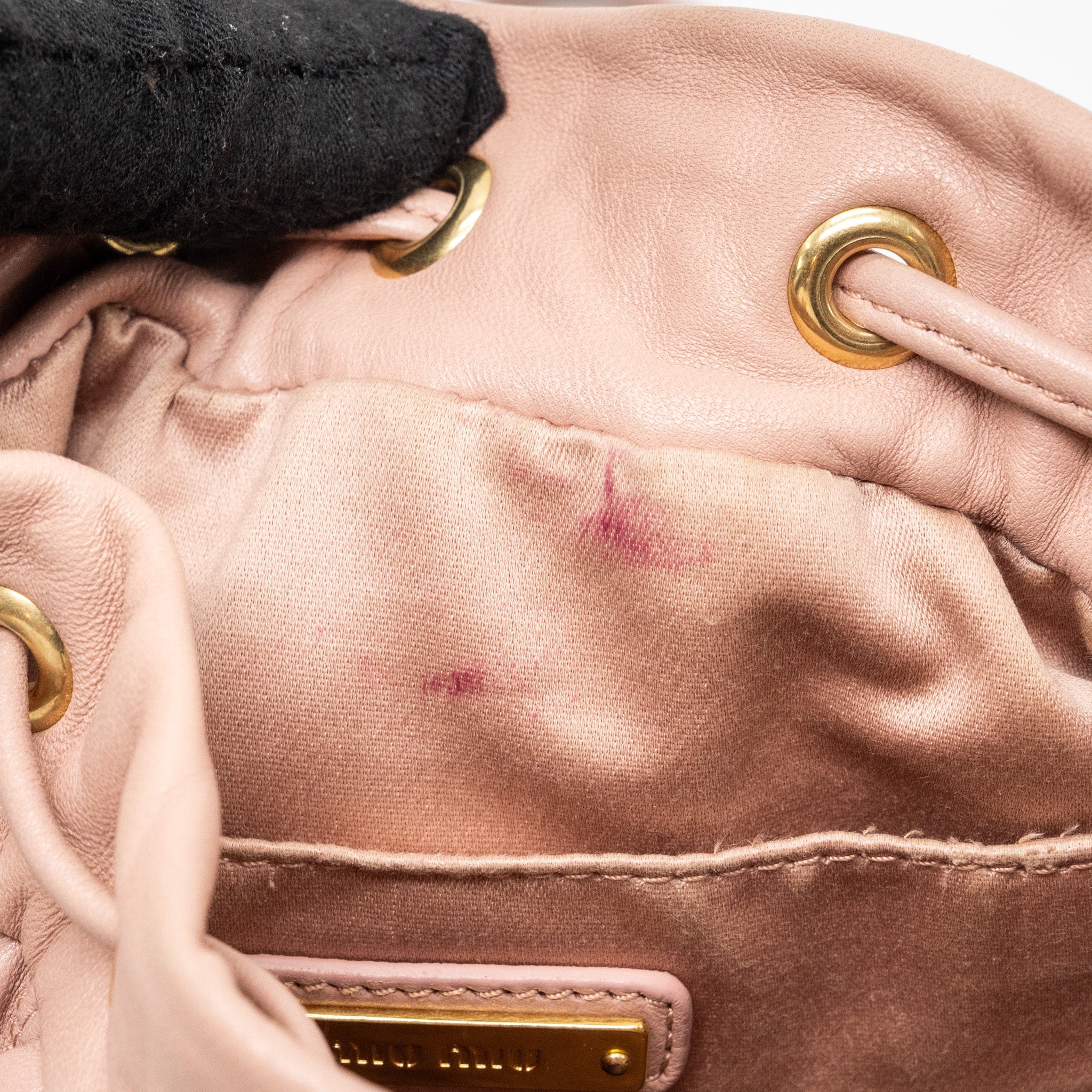 MIUMIU MATELASSE BUCKET BAG NAPPA PINK GHW - Image 14