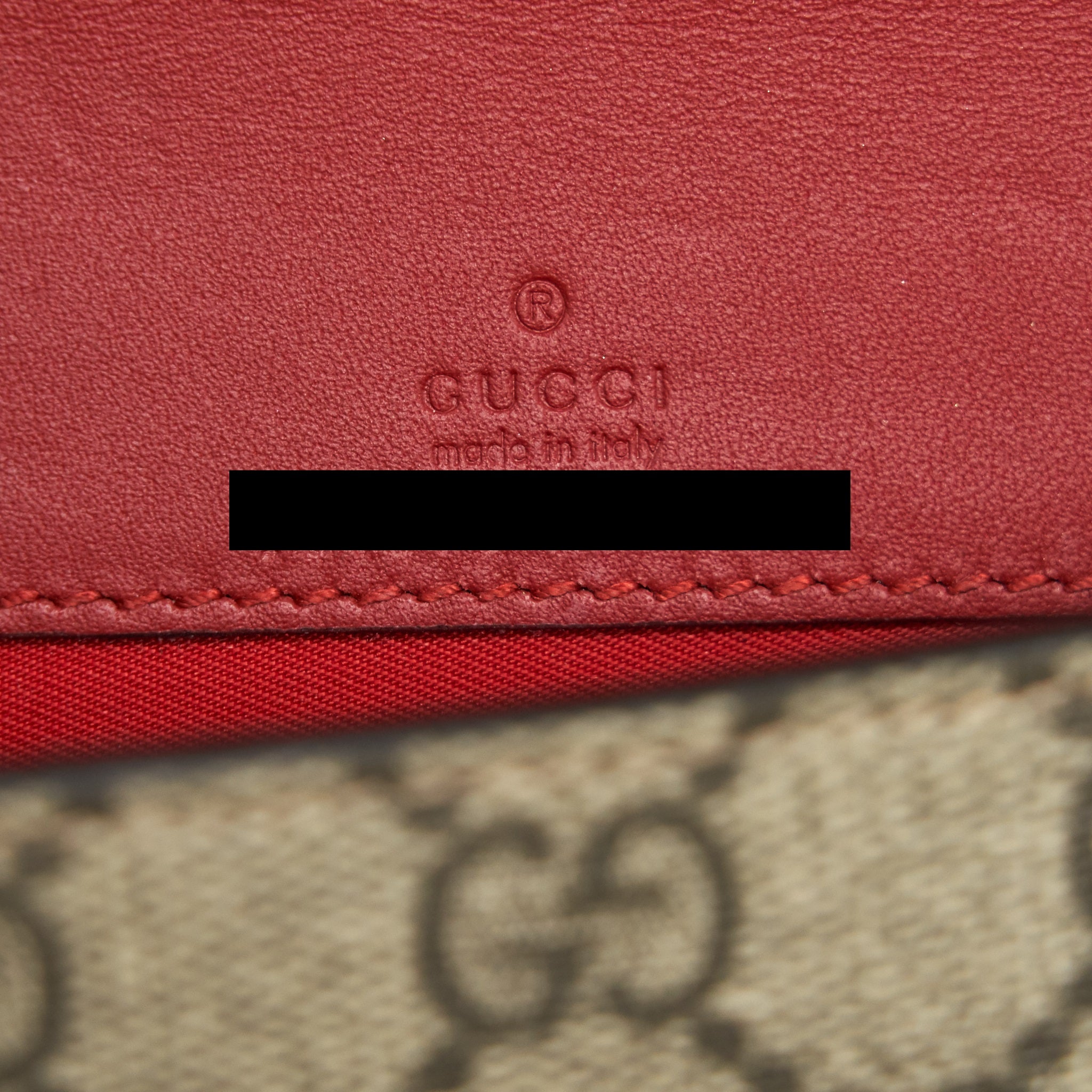 GUCCI CHERRIES WALLET ON CHAIN - Image 12
