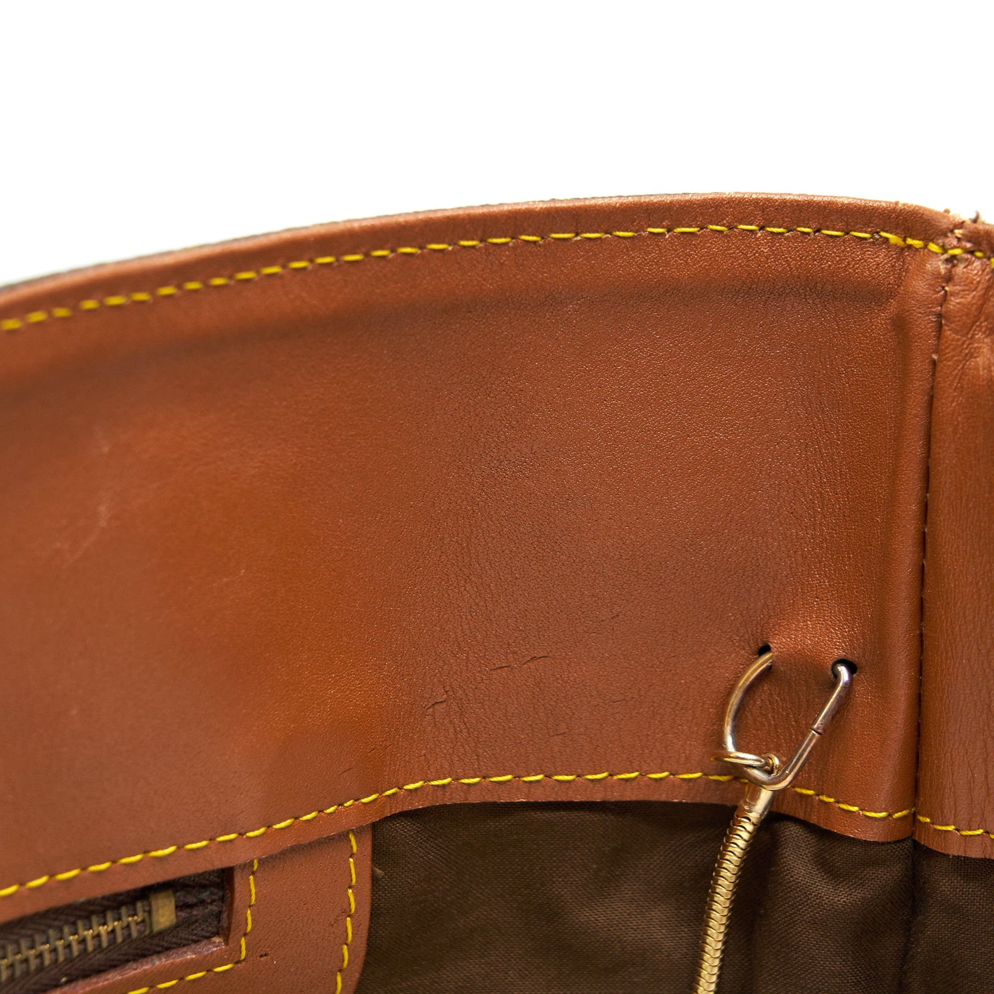 LOUIS VUITTON VINTAGE LIMITED BUCKET BAG WITH MINI POUCH - Image 13