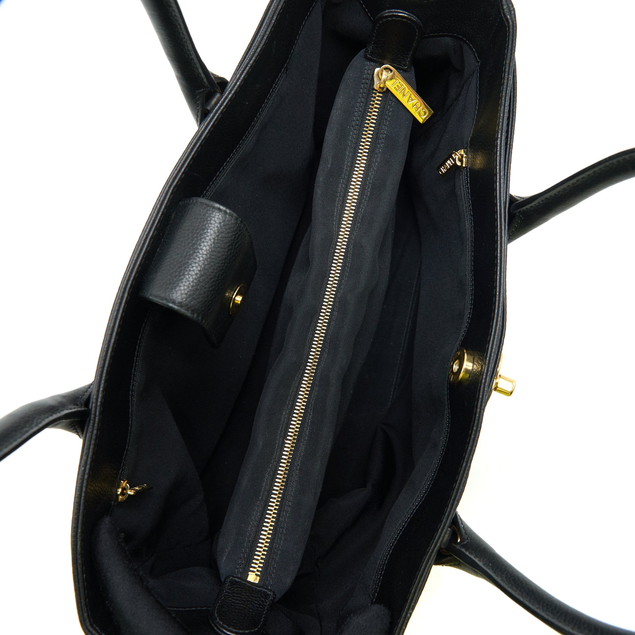 CHANEL CERF TOTE BAG GRAINED CALFSKIN BLACK GHW - Image 11