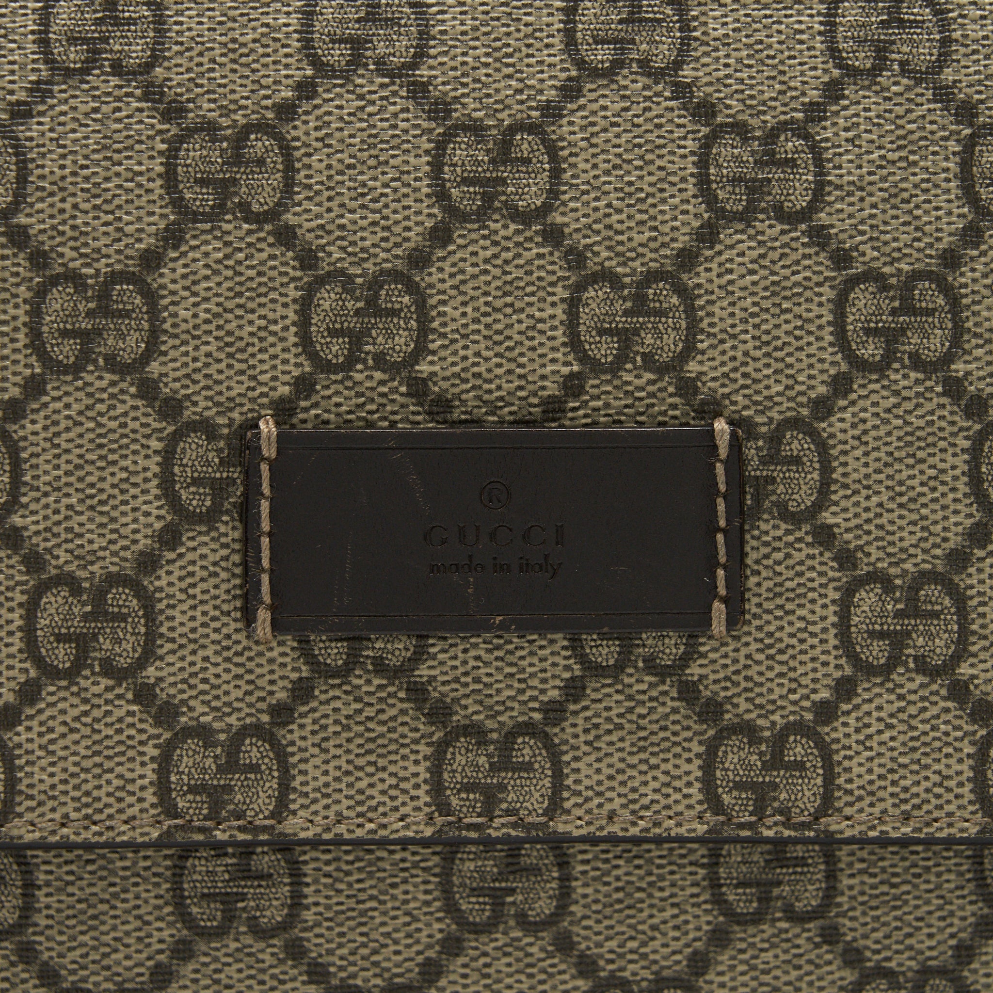GUCCI GG SUPREME CANVAS DIAPER BAG - Image 13