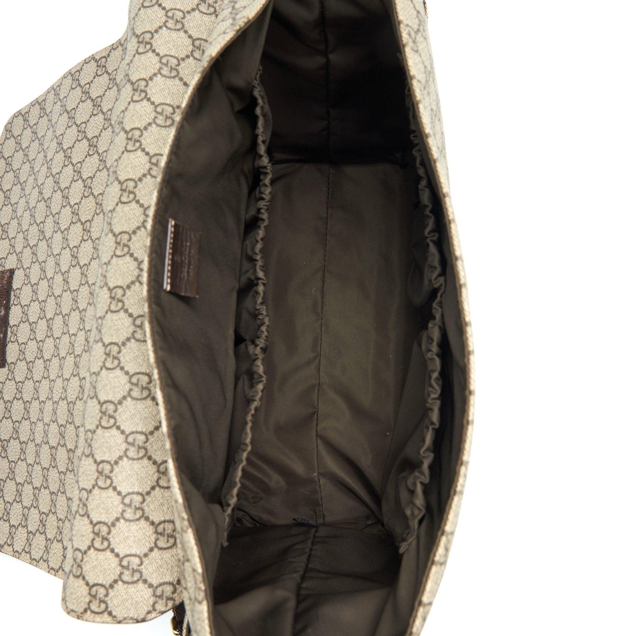 GUCCI GG SUPREME CANVAS DIAPER BAG - Image 7
