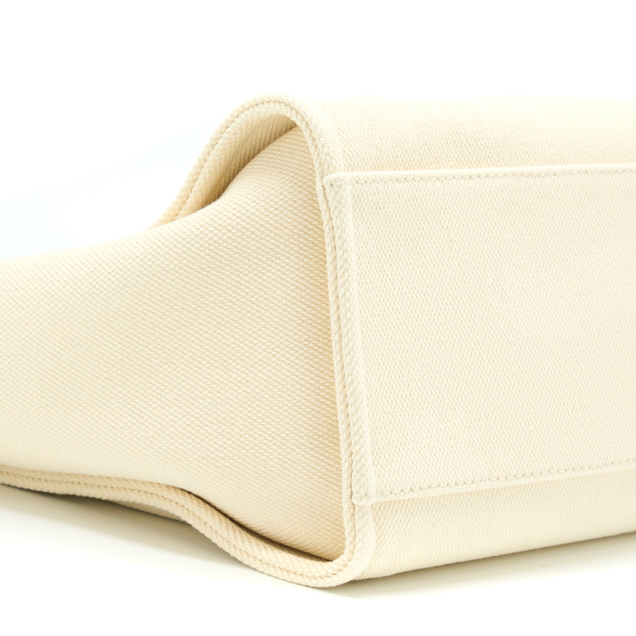 CHANEL DEAUVILLE PEARL TOTE CANVAS GHW - Image 9