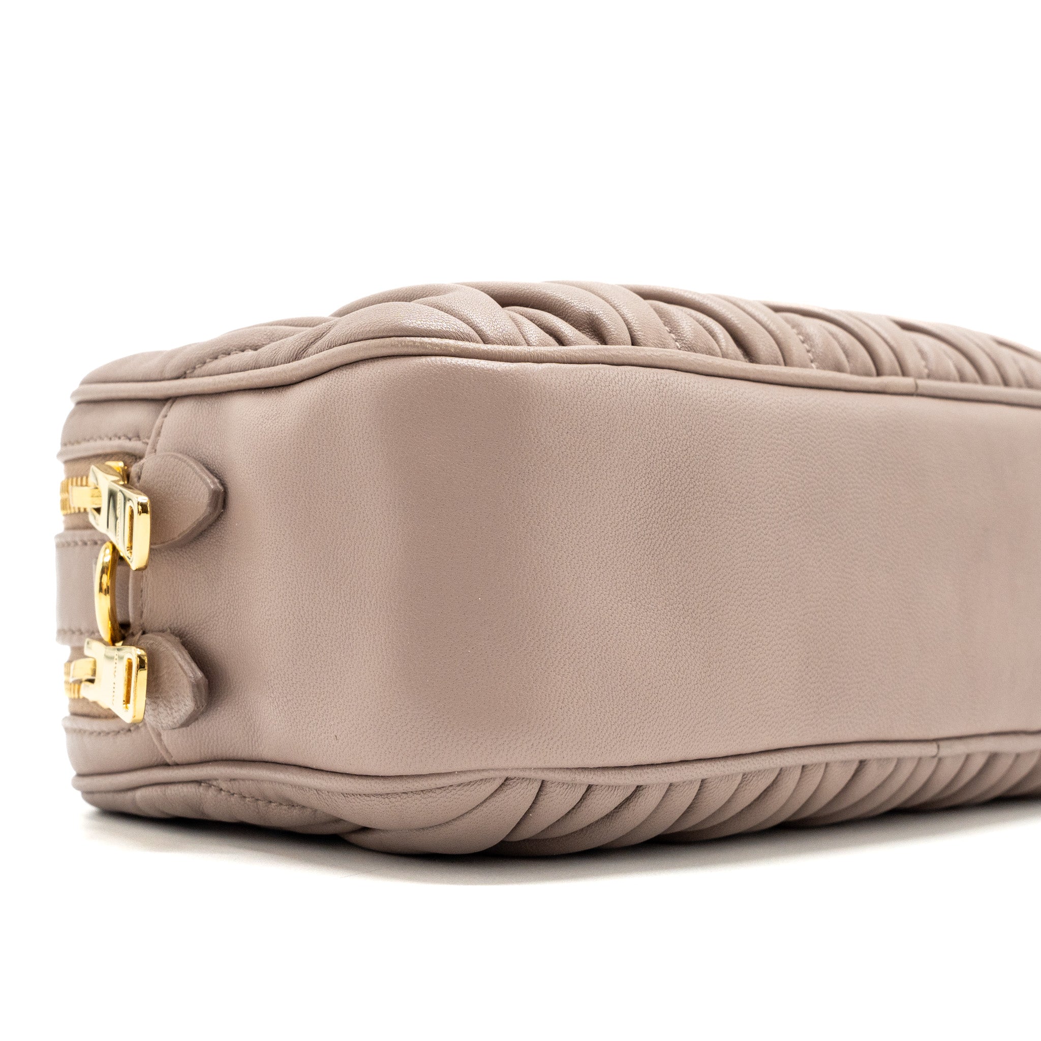 MIU MIU CAMERA CROSSBODY BAG NAPPA DUSTY PINK GHW - Image 6