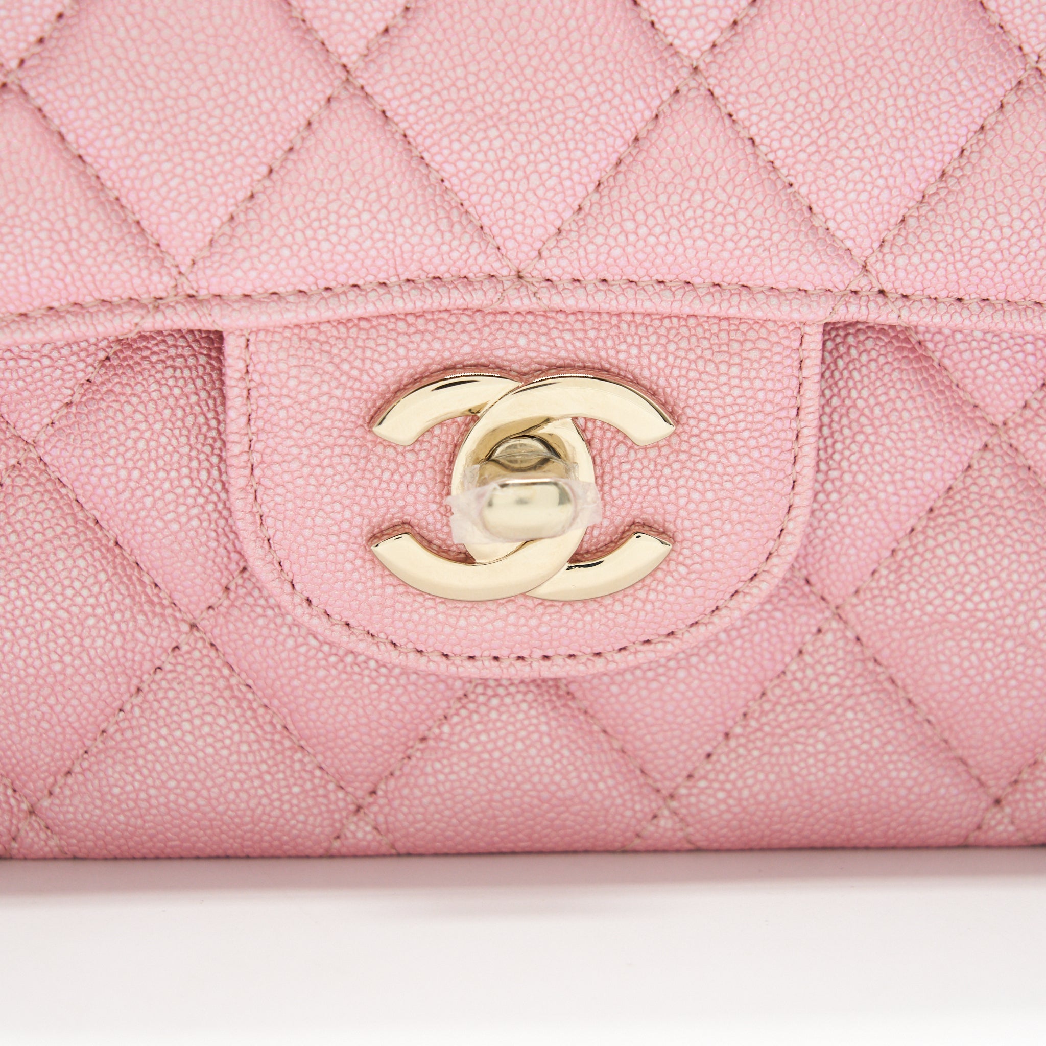 CHANEL IRIDESCENT PEARLY PINK MEDIUM CLASSIC DOUBLE FLAP BAG CAVIAR WITH LGHW - Image 10