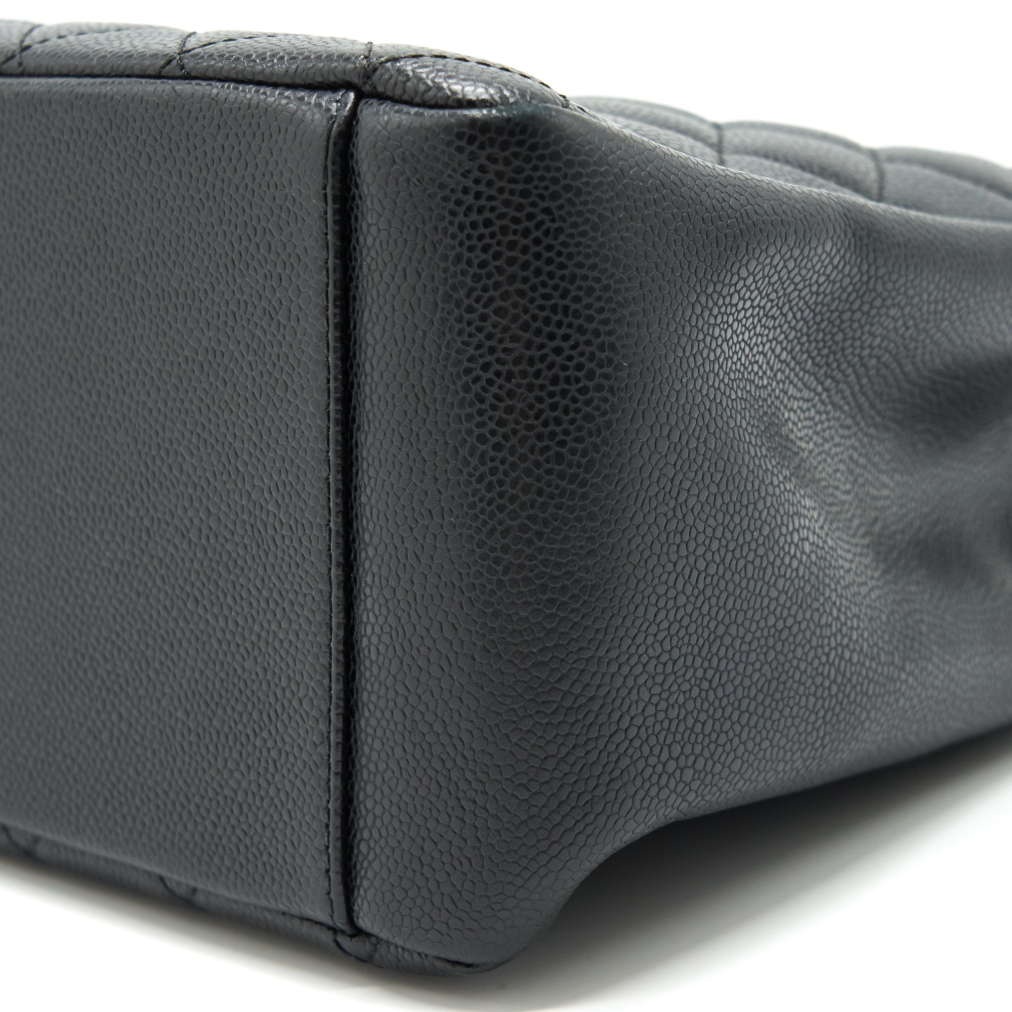 CHANEL CAVIAR GRAND SHOPPING TOTE GST BLACK - Image 4