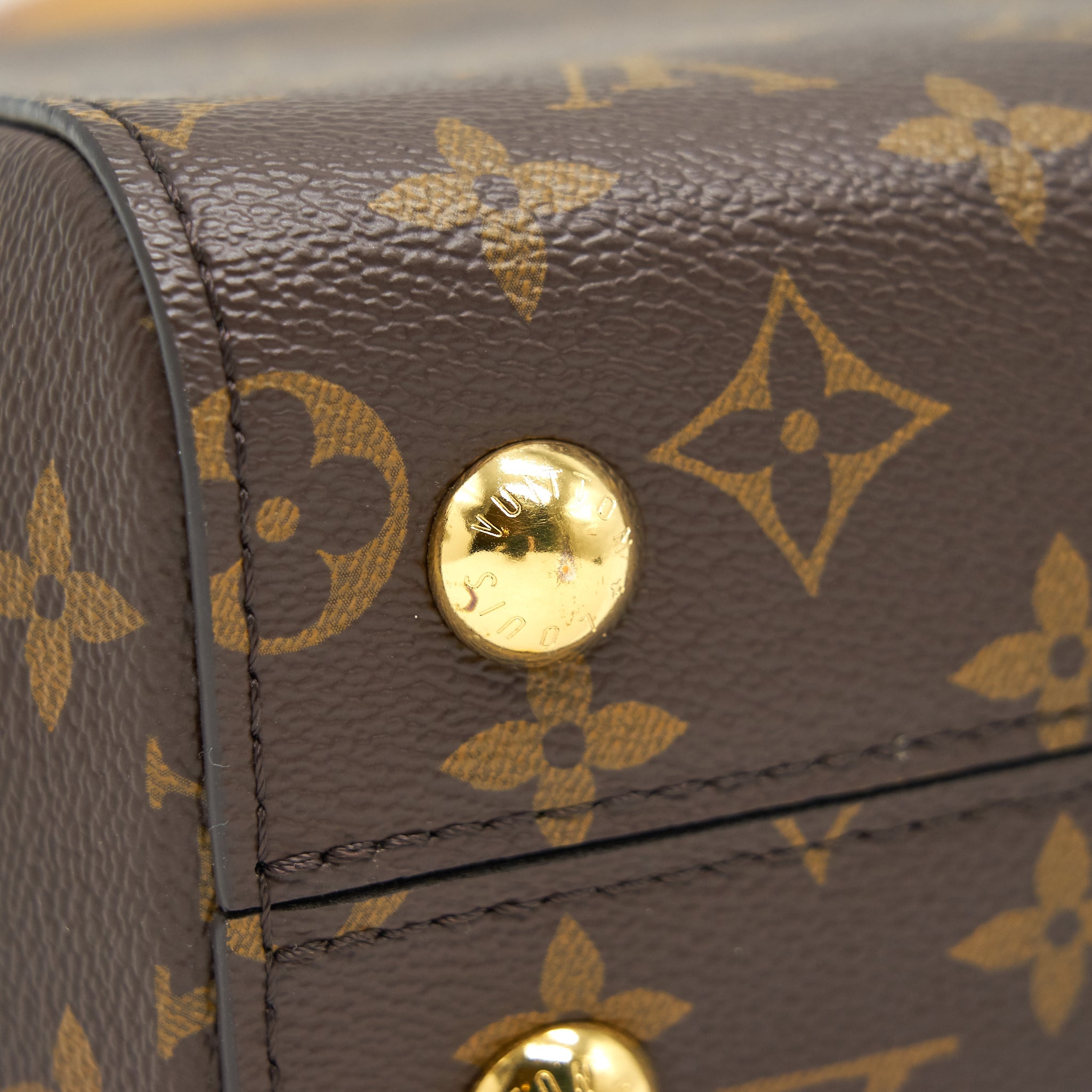 LOUIS VUITTON CLUNY BB MONOGRAM CANVAS - Image 8