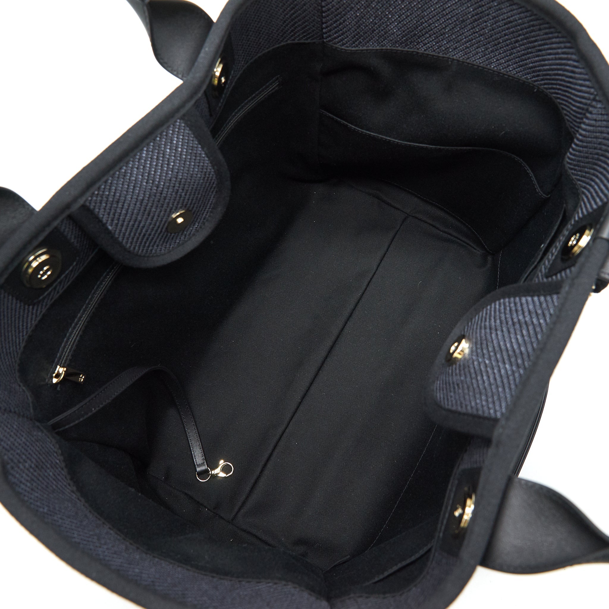 CHANEL MEDIUM DEAUVILLE TOTE IN BLACK GHW - Image 8