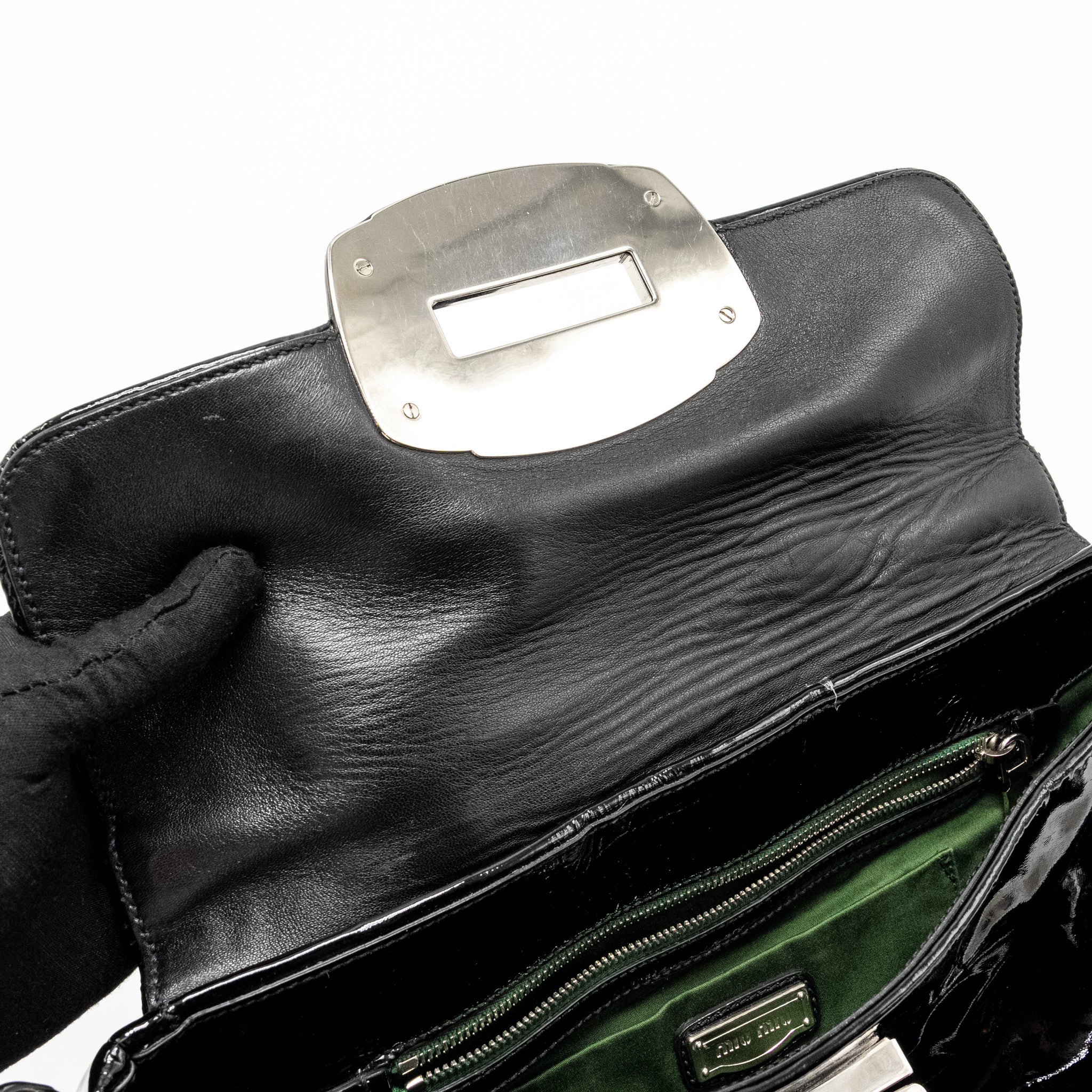 MIU MIU TURNLOCK TOTE BAG PATENT BLACK SHW - Image 14