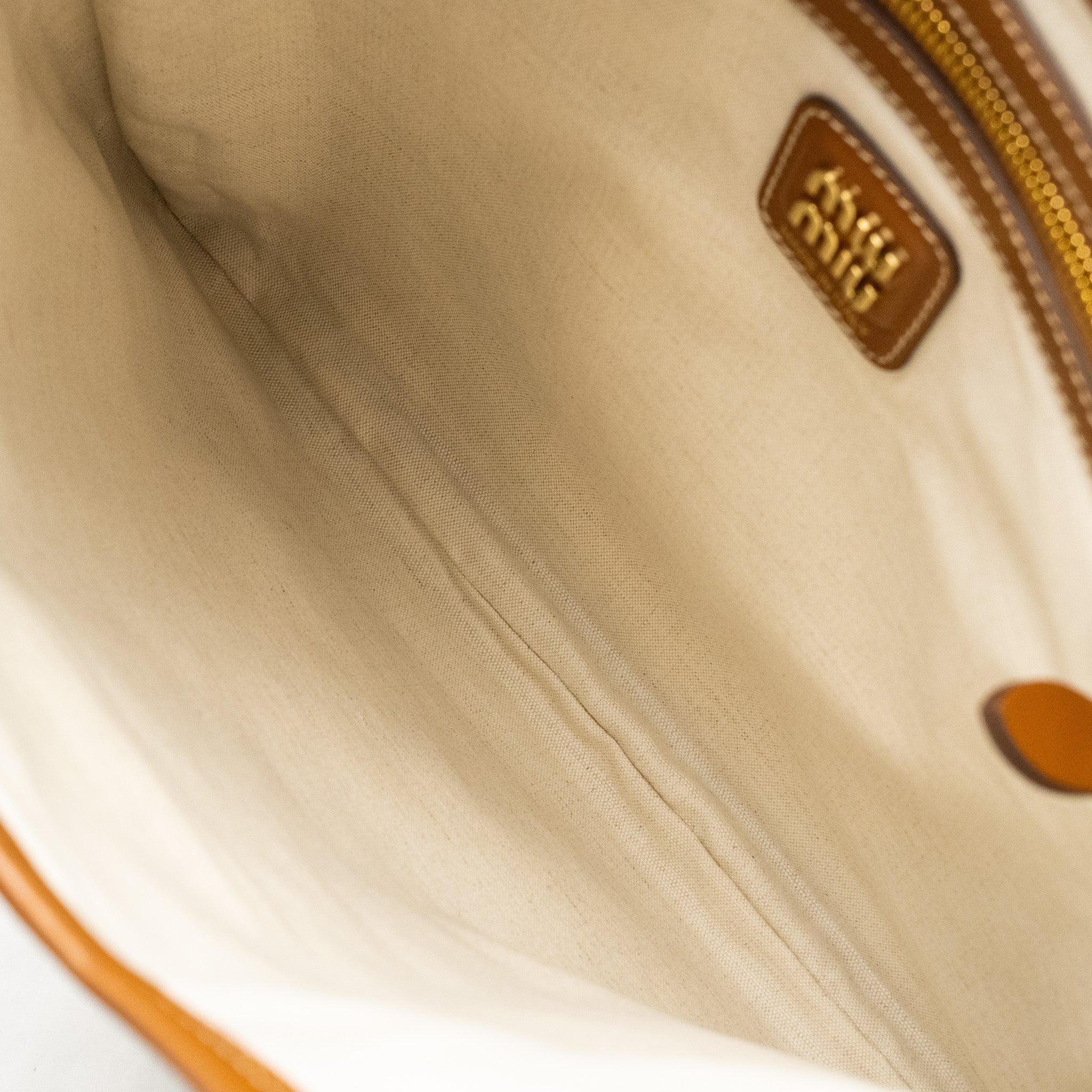MIU MIU IVY LEATHER BAG CALFSKIN CARAMEL GHW - Image 10